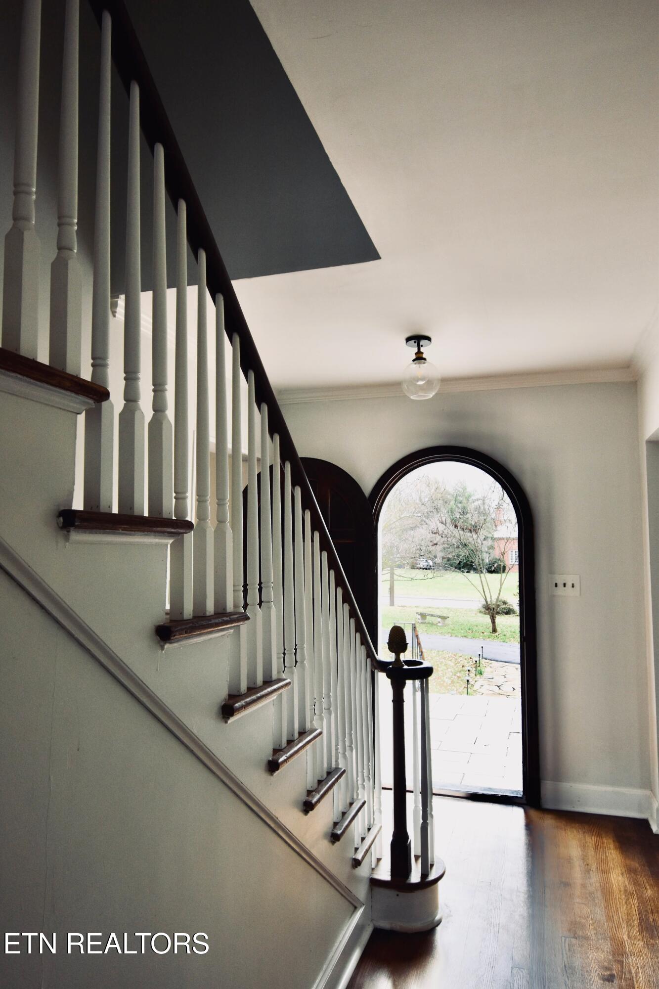 204 S Chilhowee Drive Knoxville TN 37914