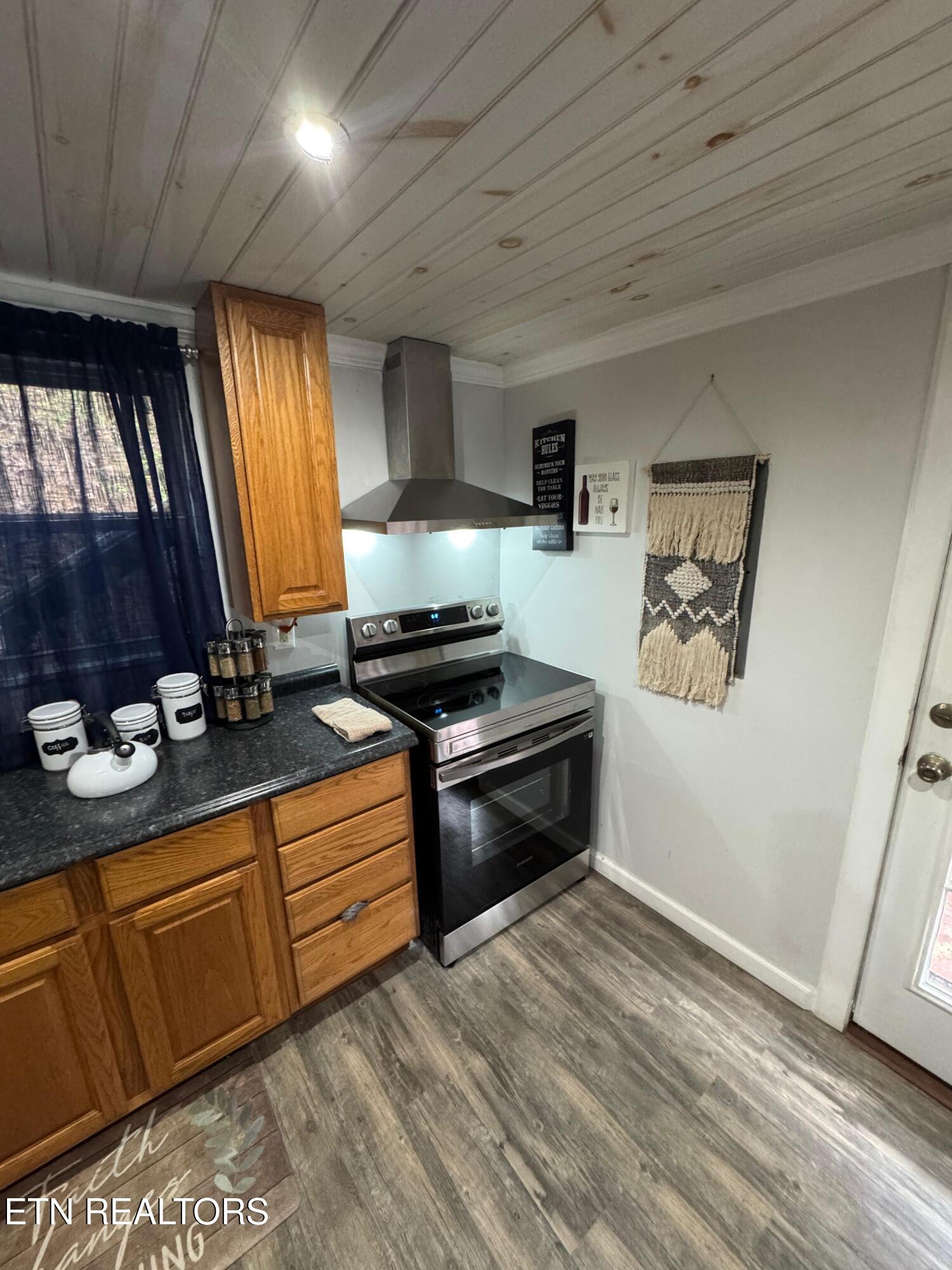 4204 Dellinger Hollow Road Pigeon Forge TN 37863