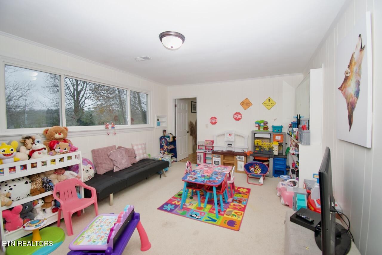 1204 Redwood Avenue Maryville TN 37803