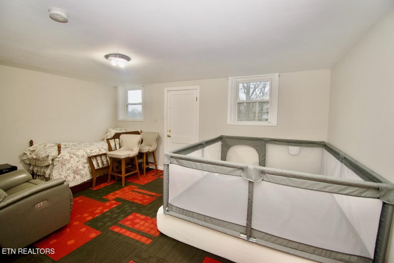 1204 Redwood Avenue Maryville TN 37803