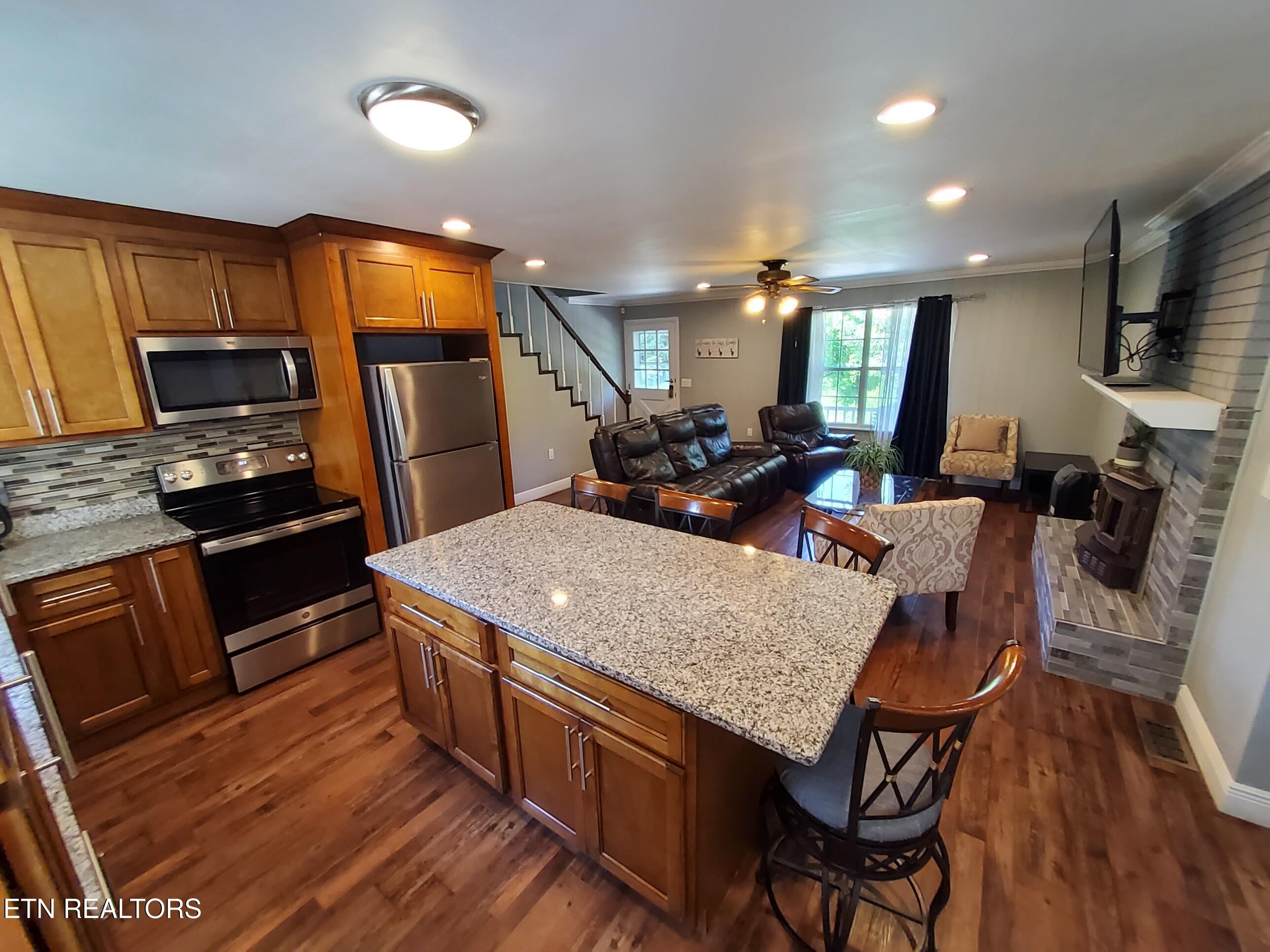 1231 Village Drive Sevierville TN 37862