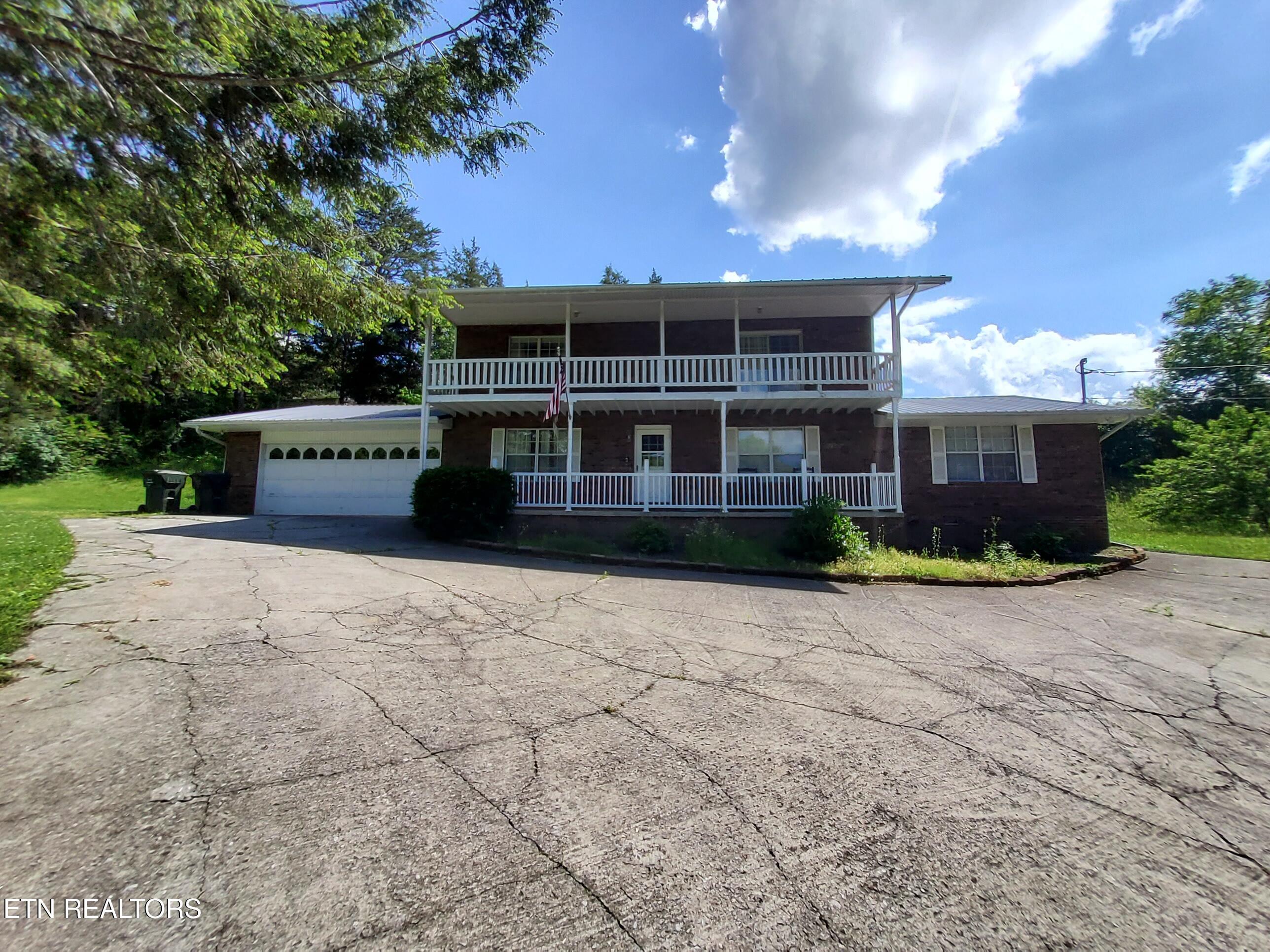 1231 Village Drive Sevierville TN 37862