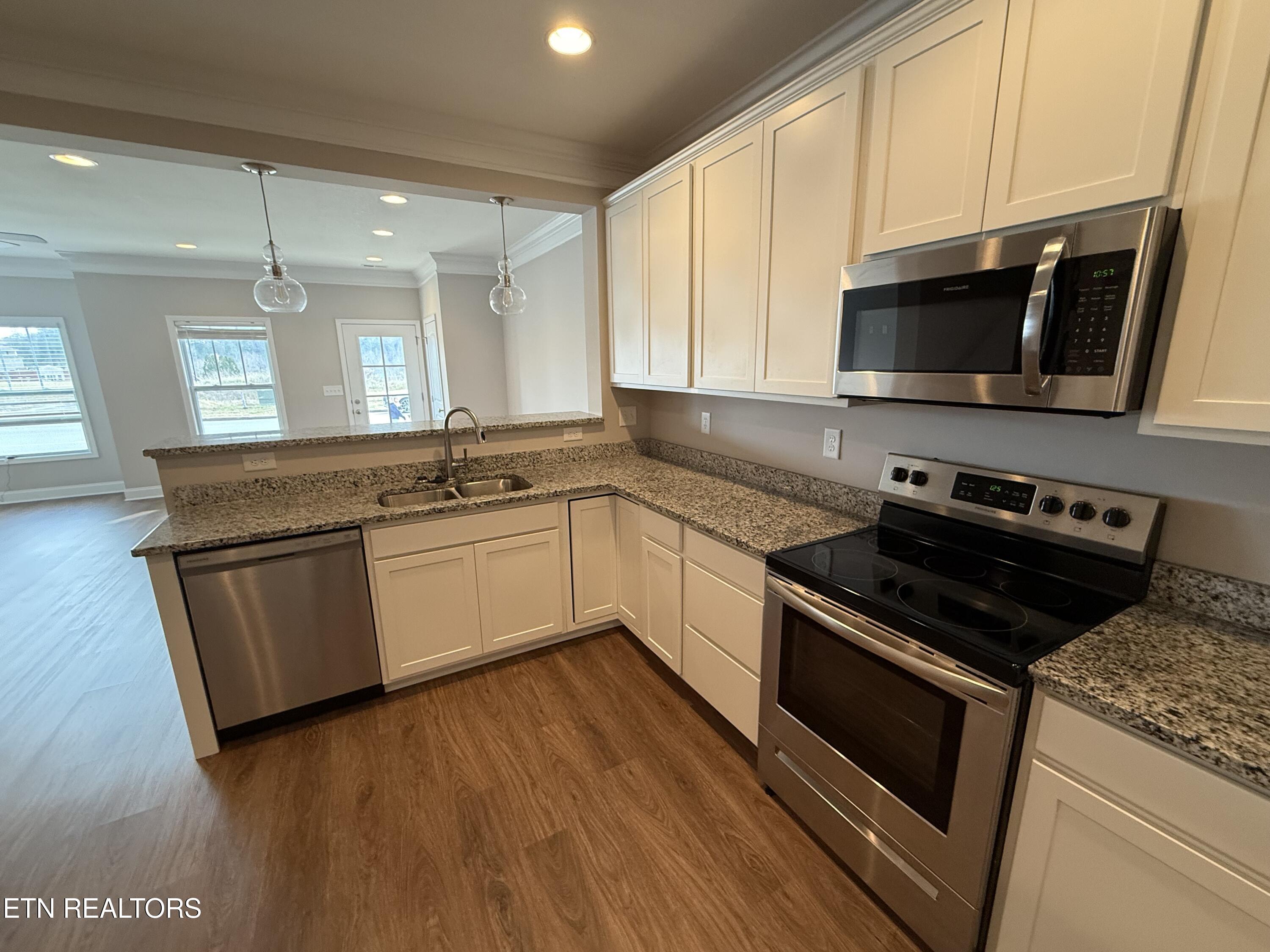 336 Broadberry Avenue Oak Ridge TN 37830