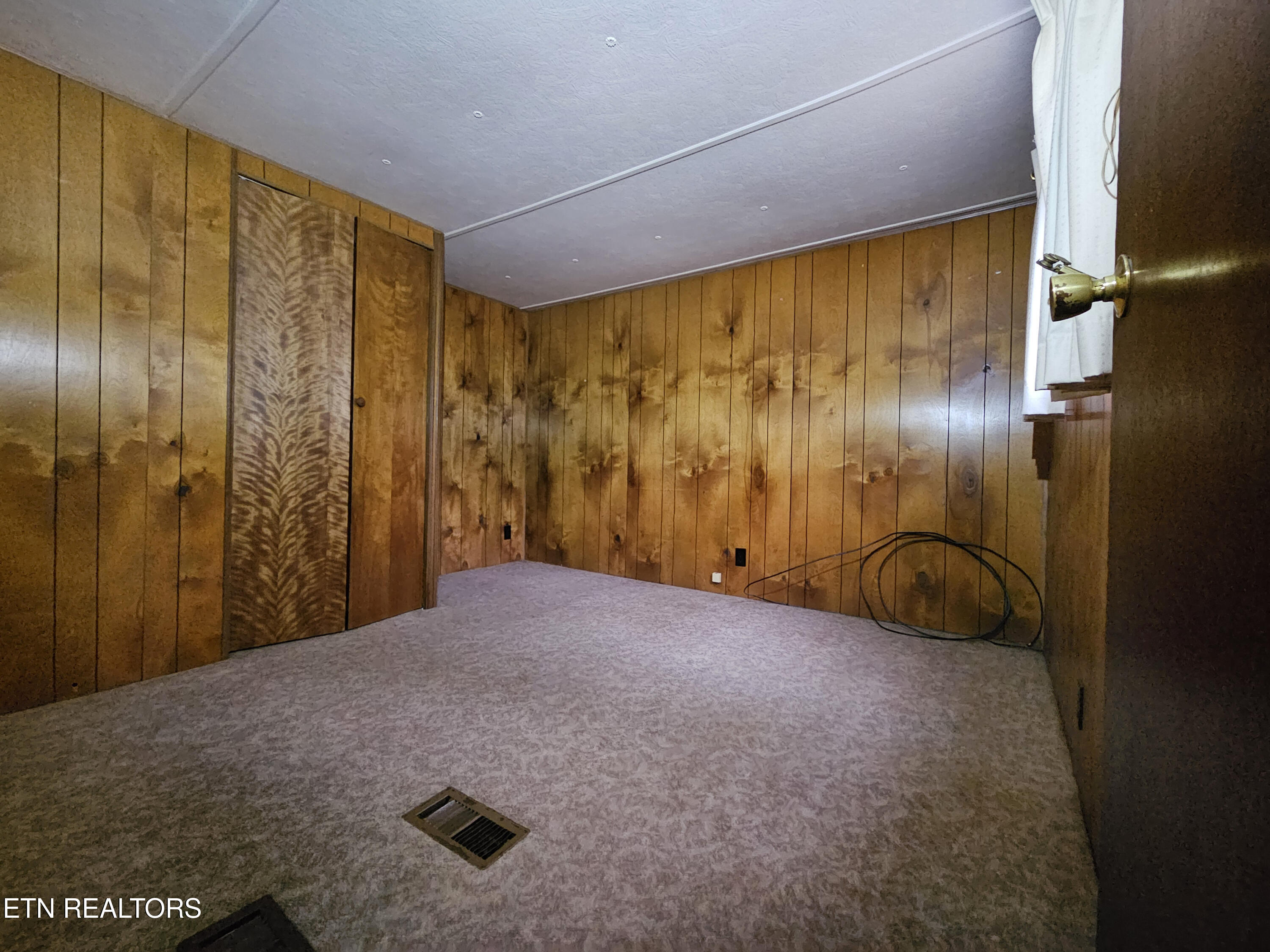 108 Overton Lane Powell TN 37849