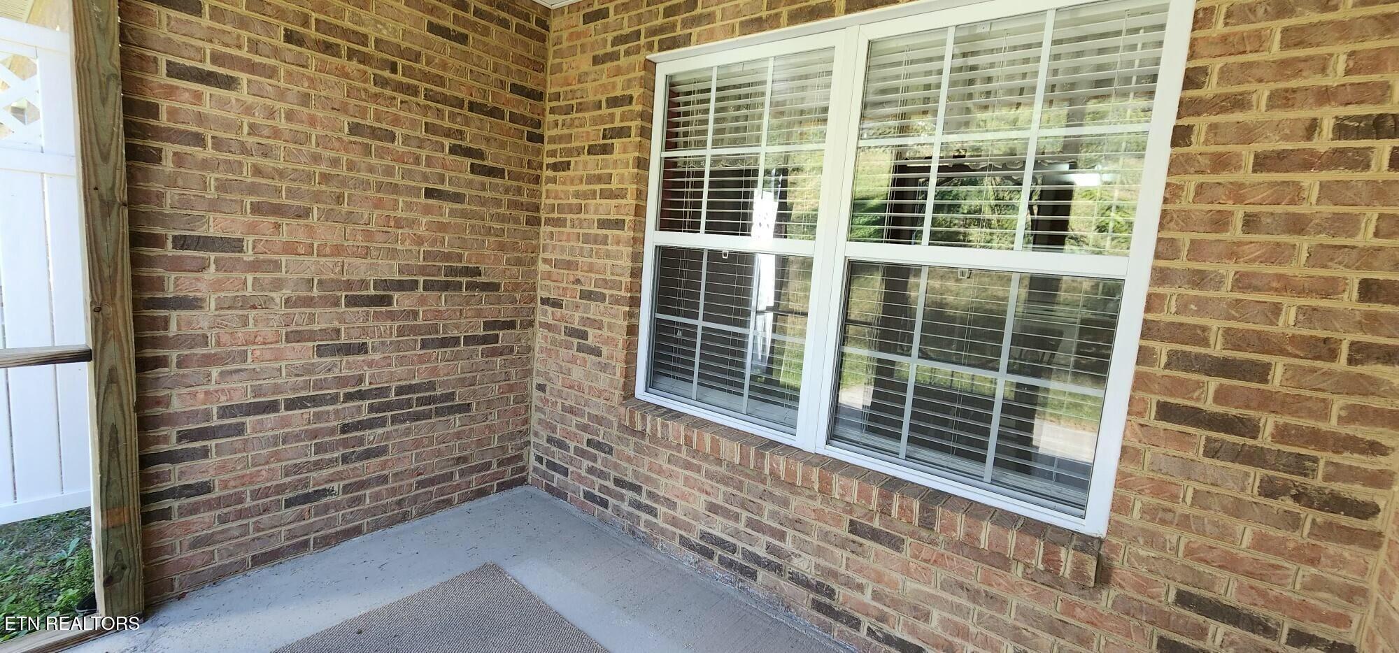 3241 Mountain Spring Way Knoxville TN 37917