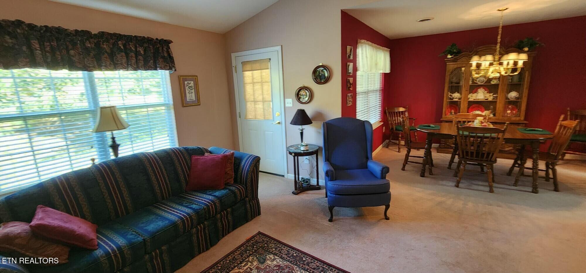 3241 Mountain Spring Way Knoxville TN 37917