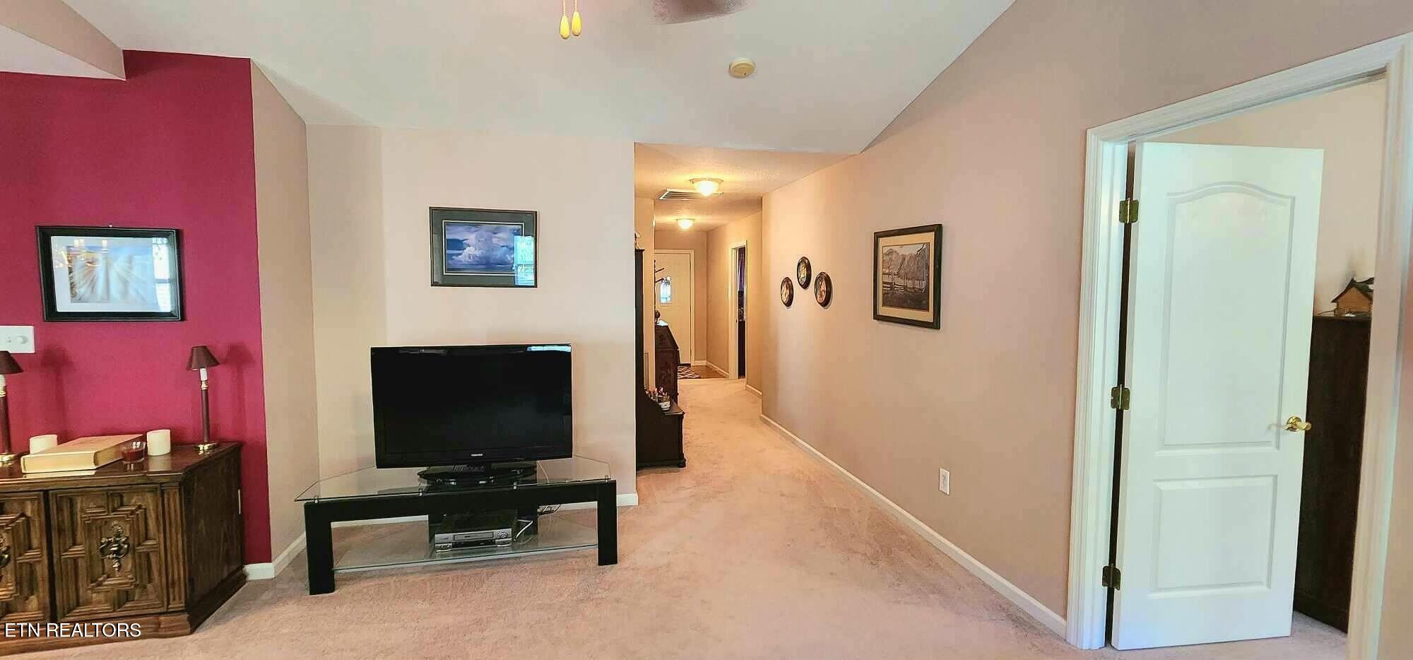 3241 Mountain Spring Way Knoxville TN 37917