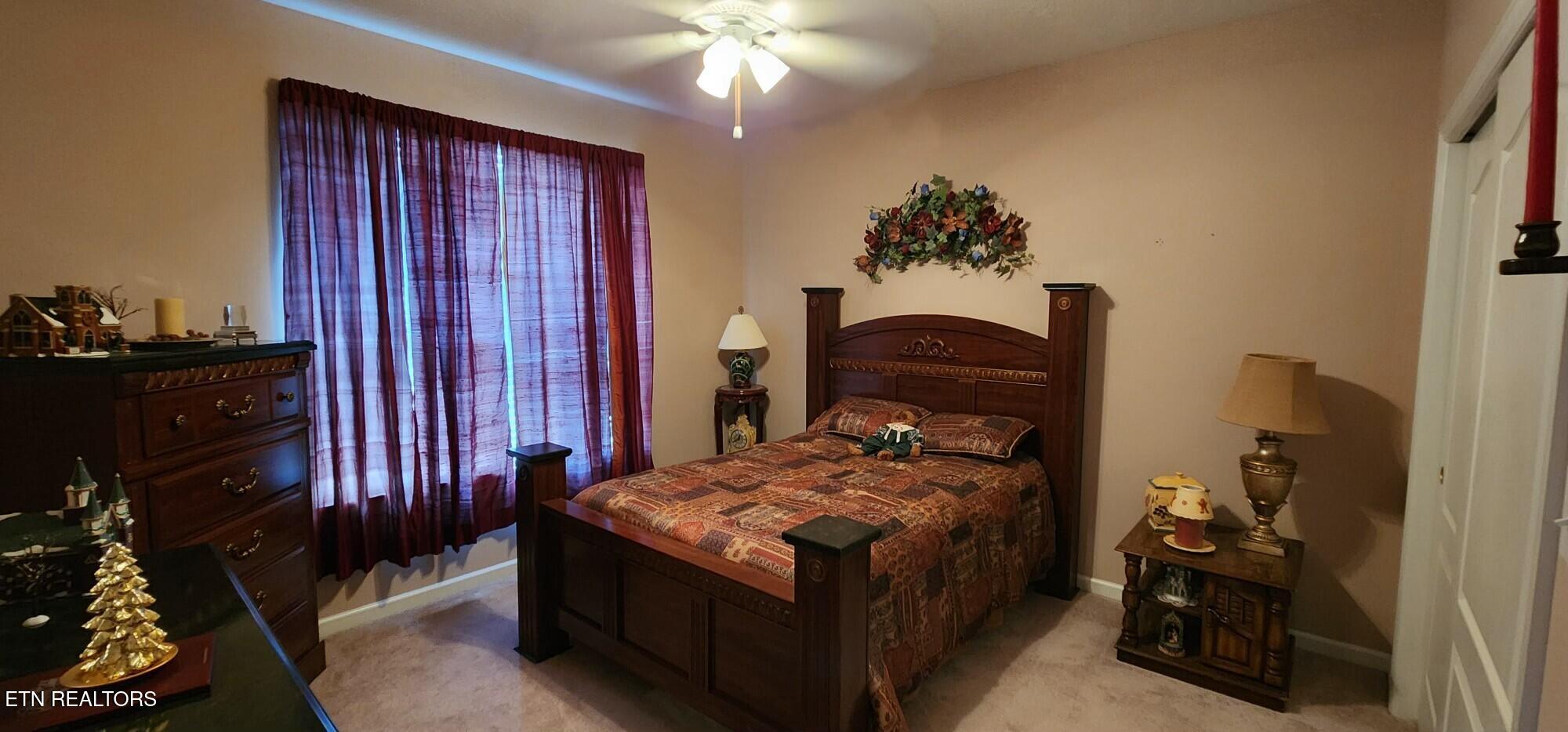 3241 Mountain Spring Way Knoxville TN 37917