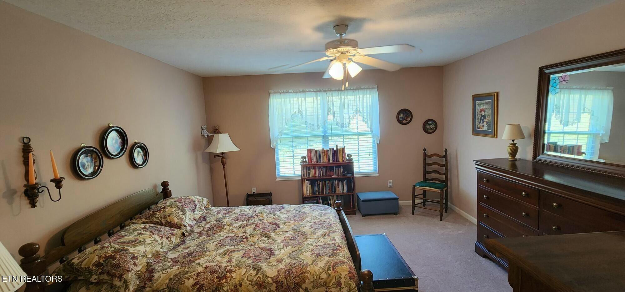 3241 Mountain Spring Way Knoxville TN 37917