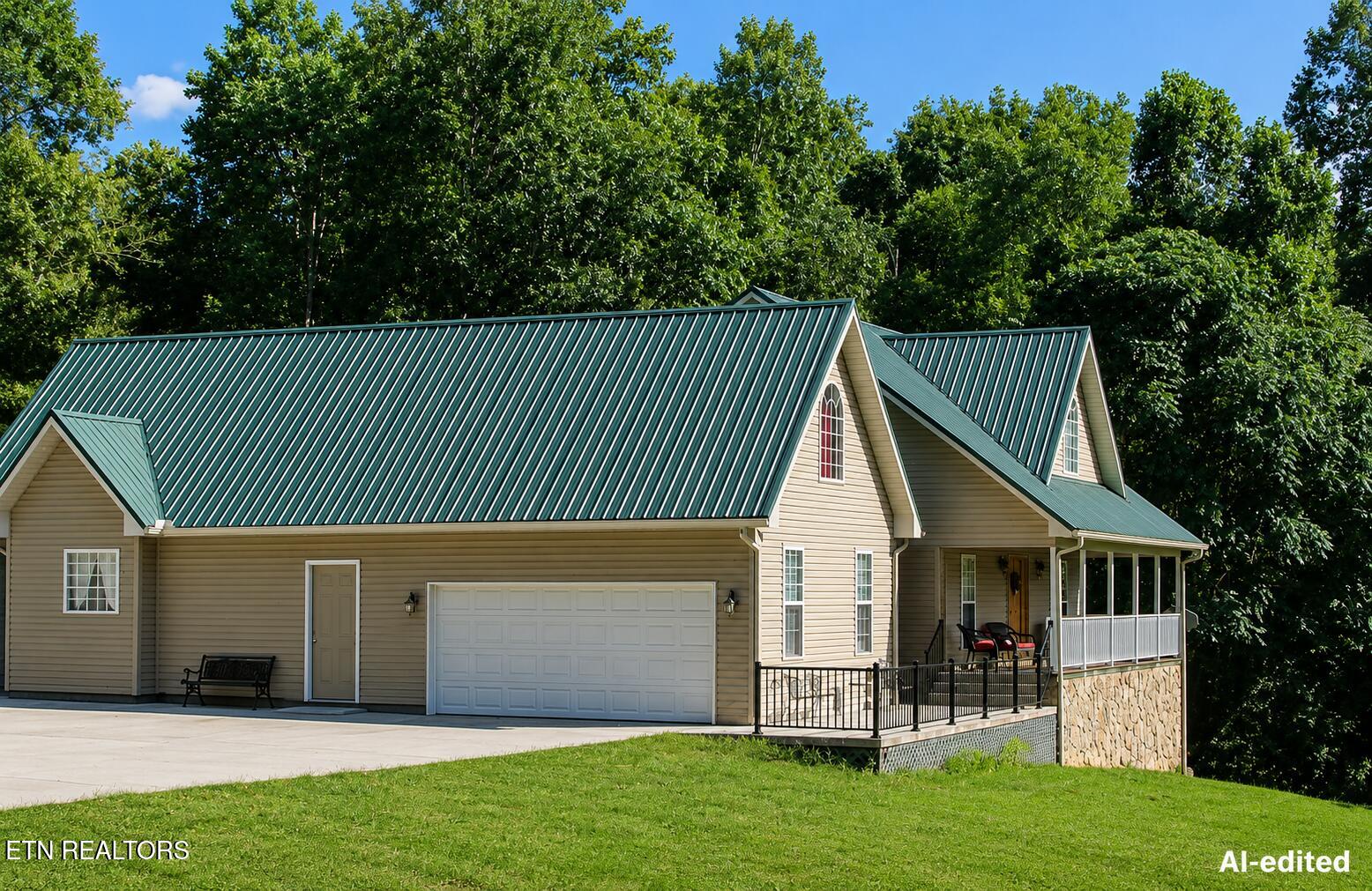 3527 Fox Creek Road Louisville TN 37777
