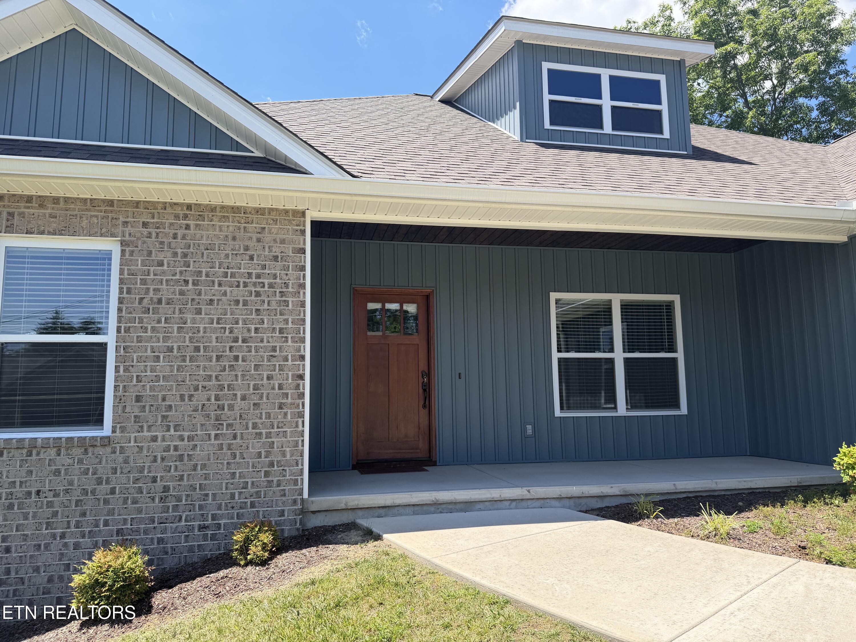 209 Amherst Lane Crossville TN 38558