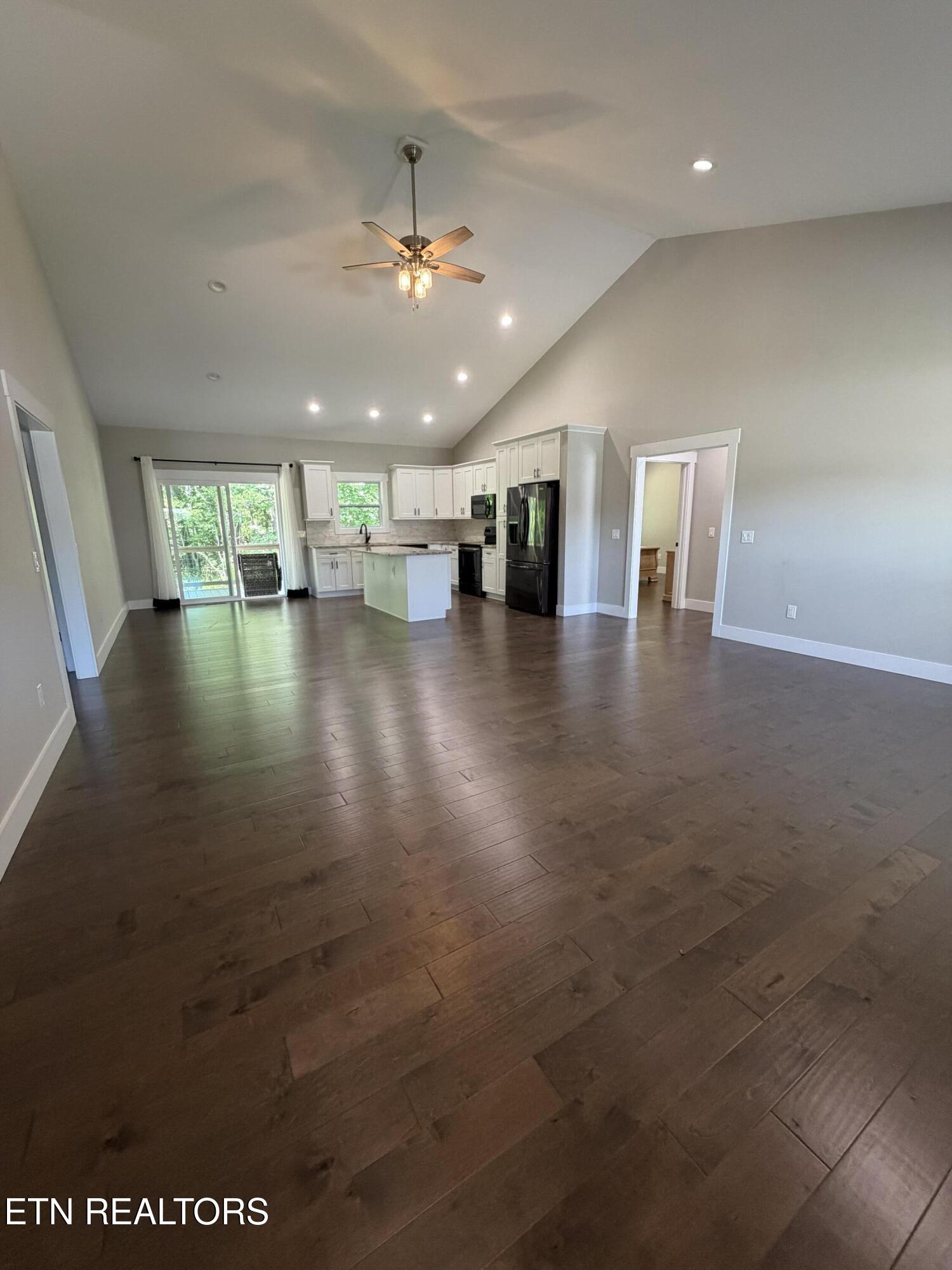 209 Amherst Lane Crossville TN 38558