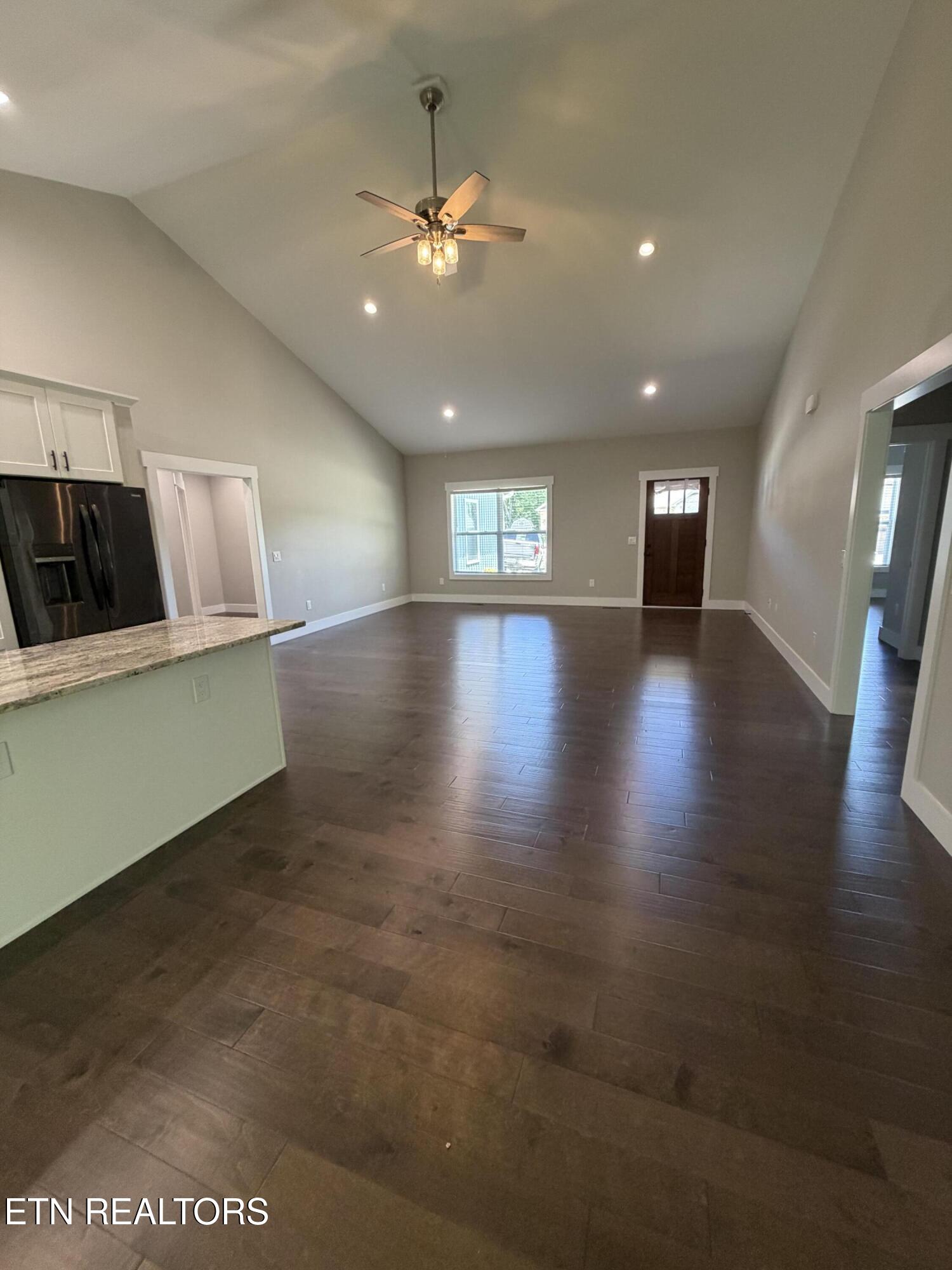 209 Amherst Lane Crossville TN 38558