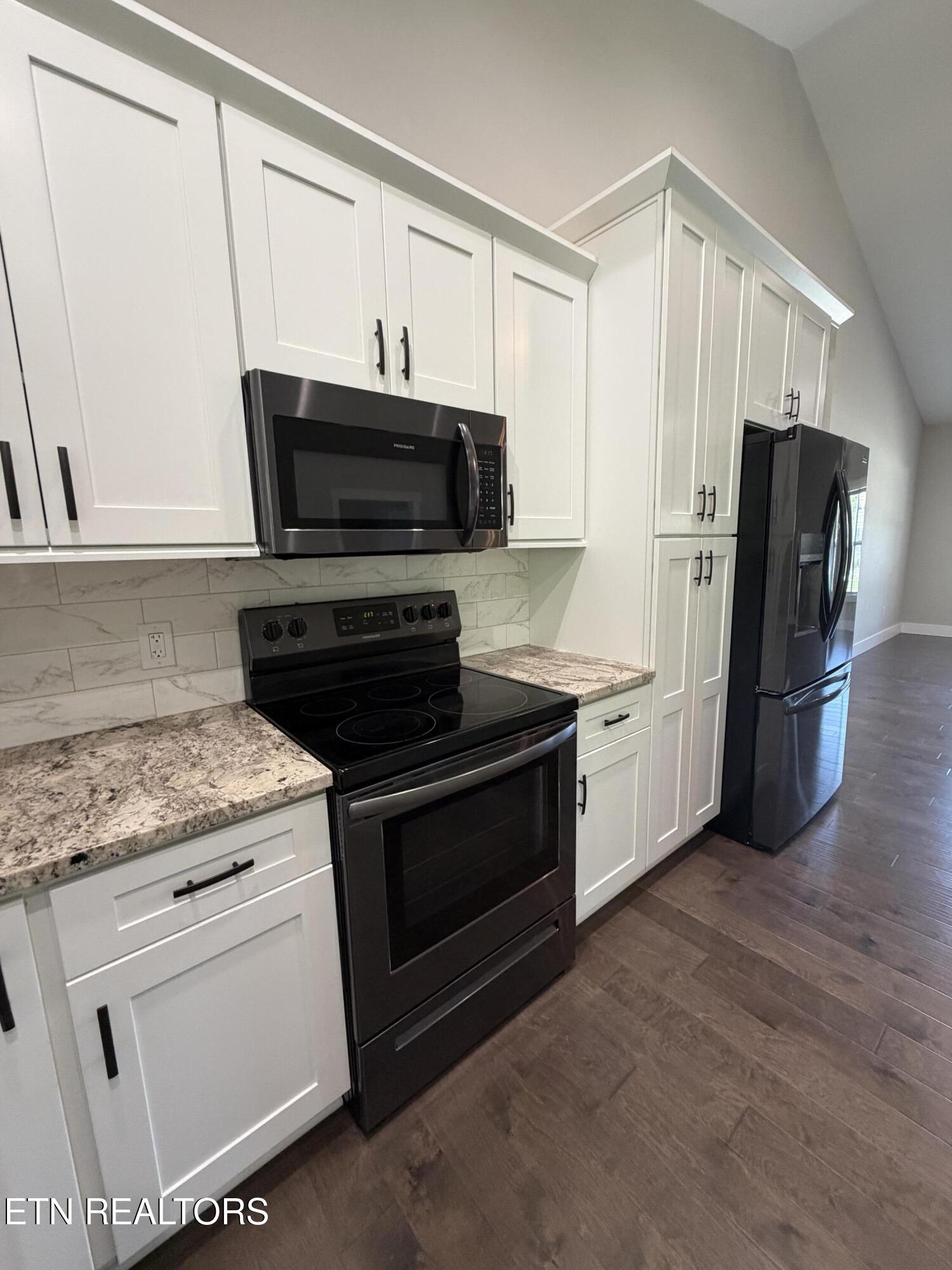 209 Amherst Lane Crossville TN 38558