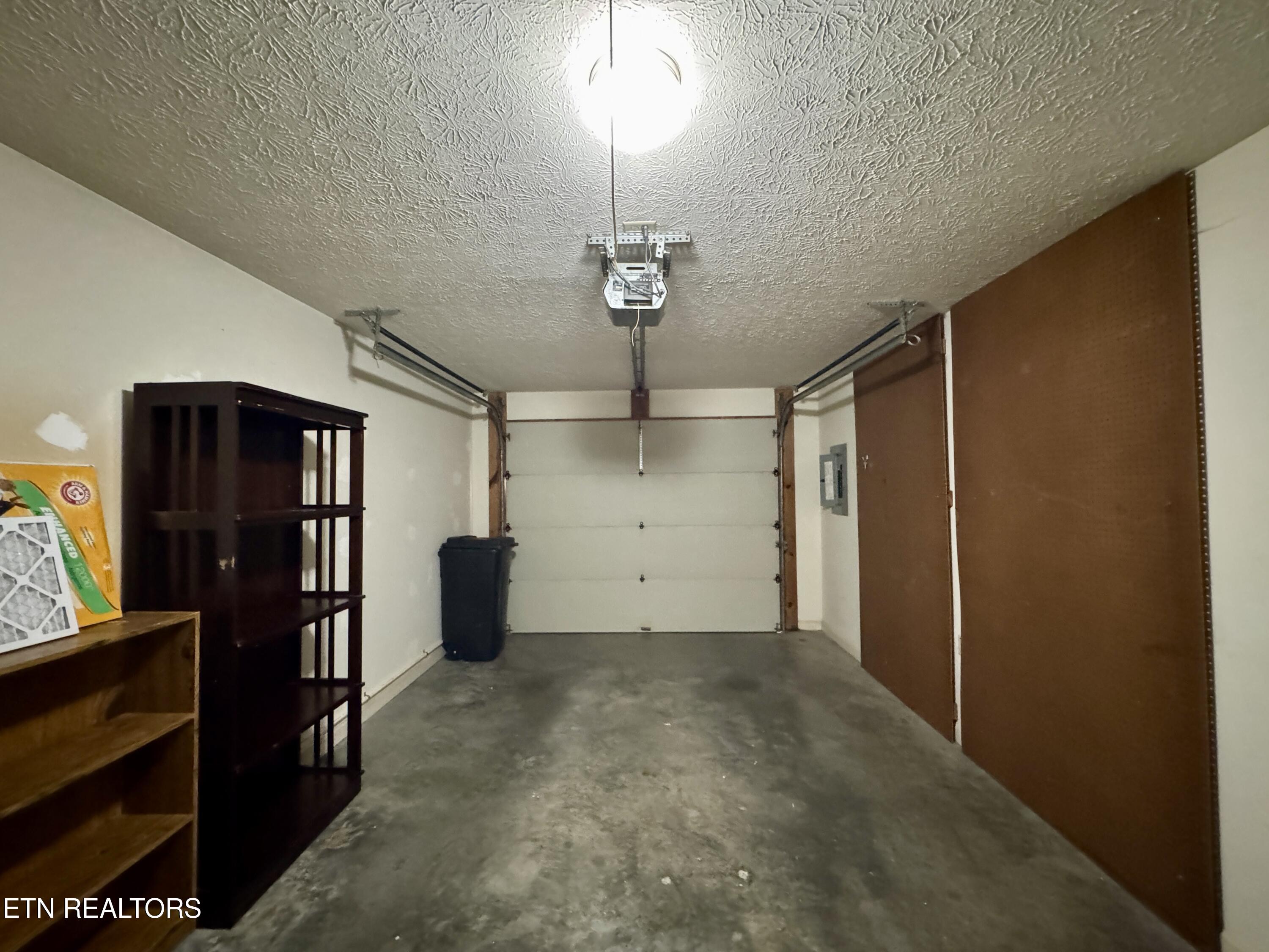 101 Pinewood Drive Lenoir City TN 37771