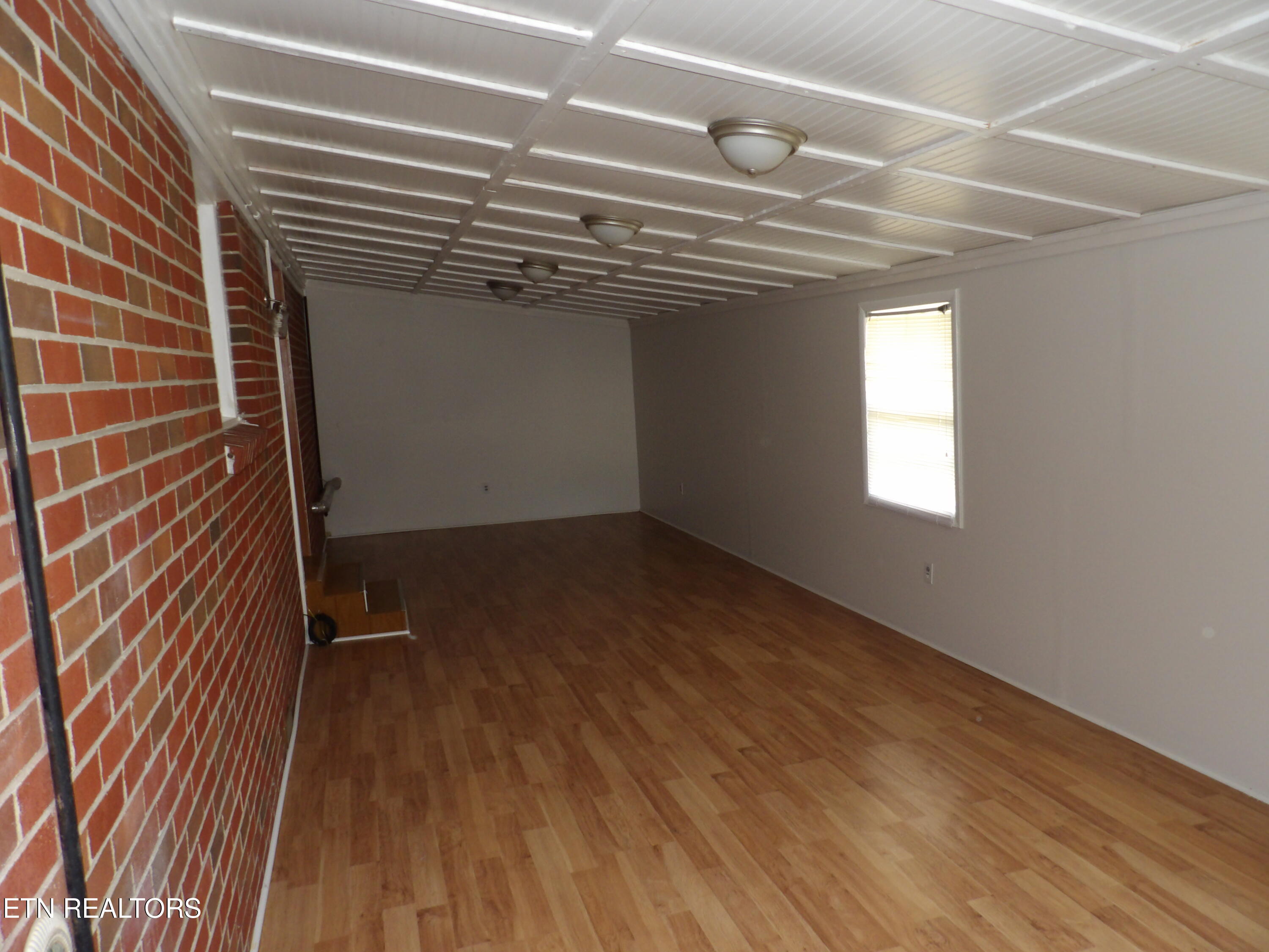 18 Sandra Lane Crossville TN 38555