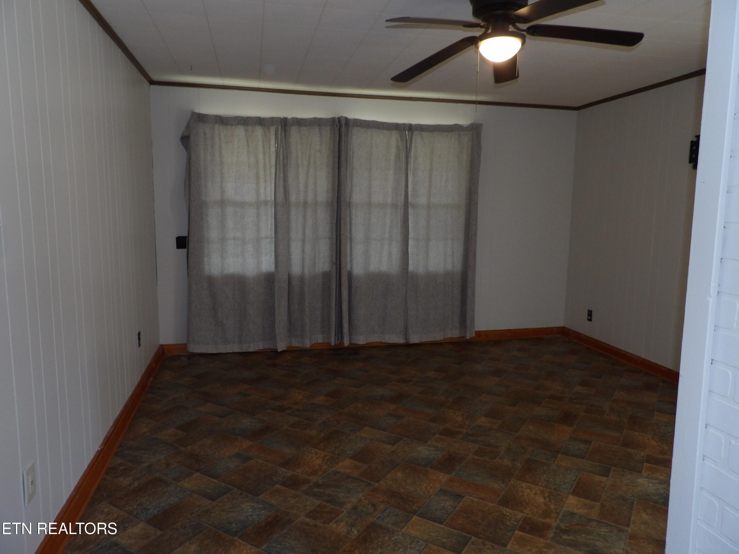 18 Sandra Lane Crossville TN 38555