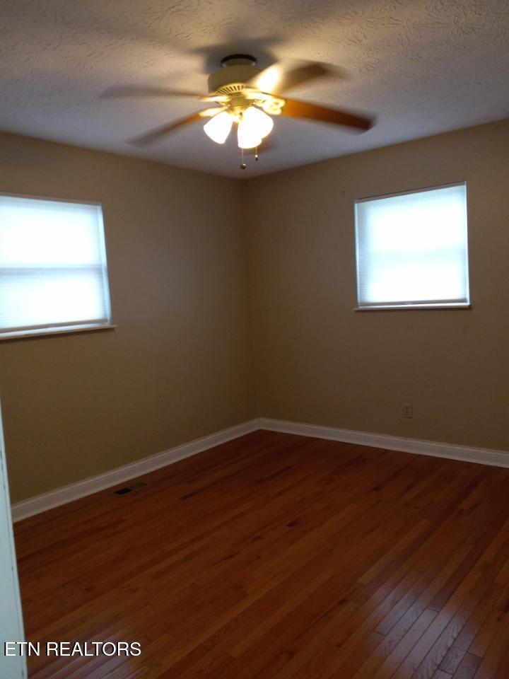 322 Norfolk Circle Harrogate TN 37752