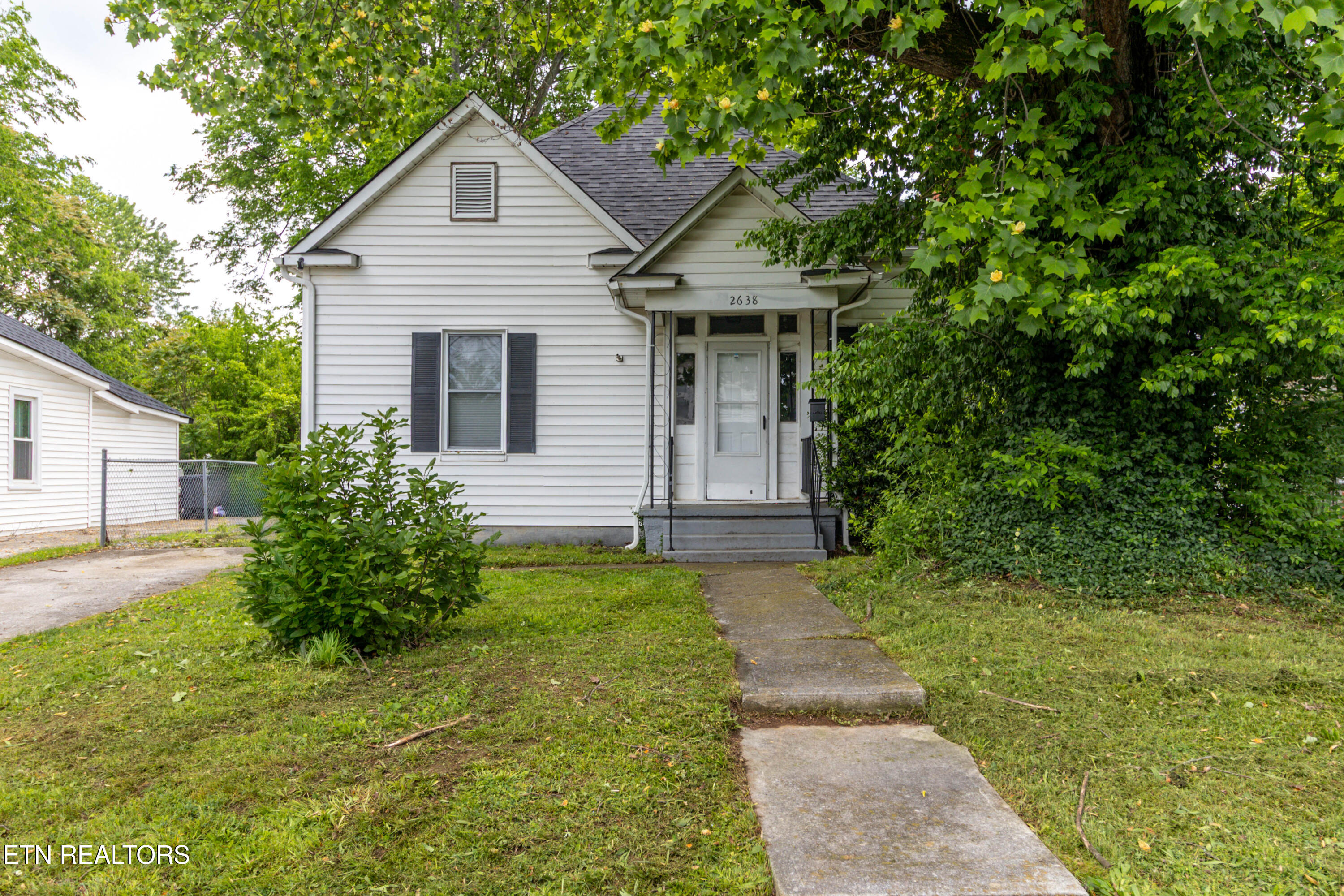 2638 Barton Street Knoxville TN 37917