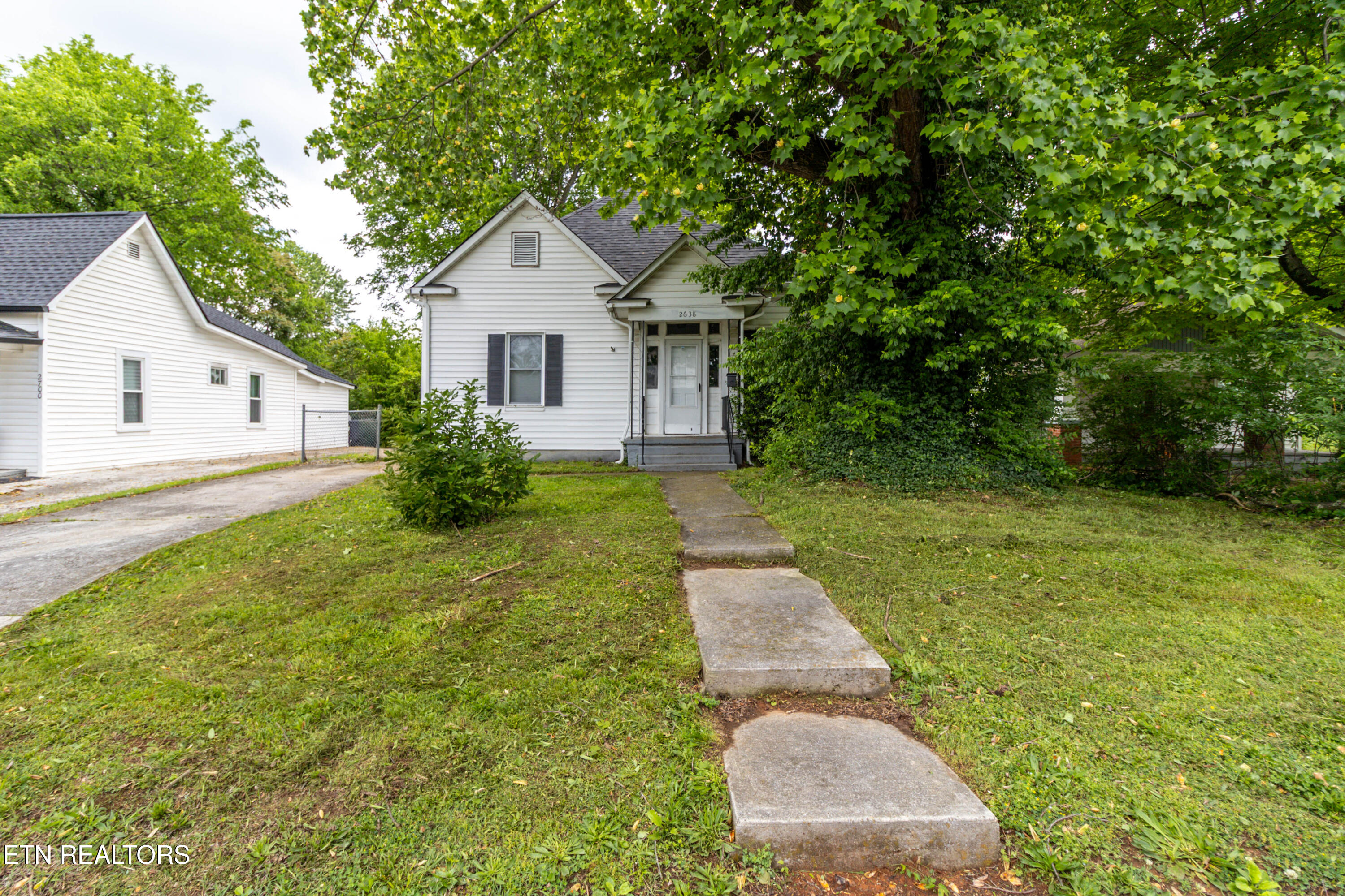 2638 Barton Street Knoxville TN 37917