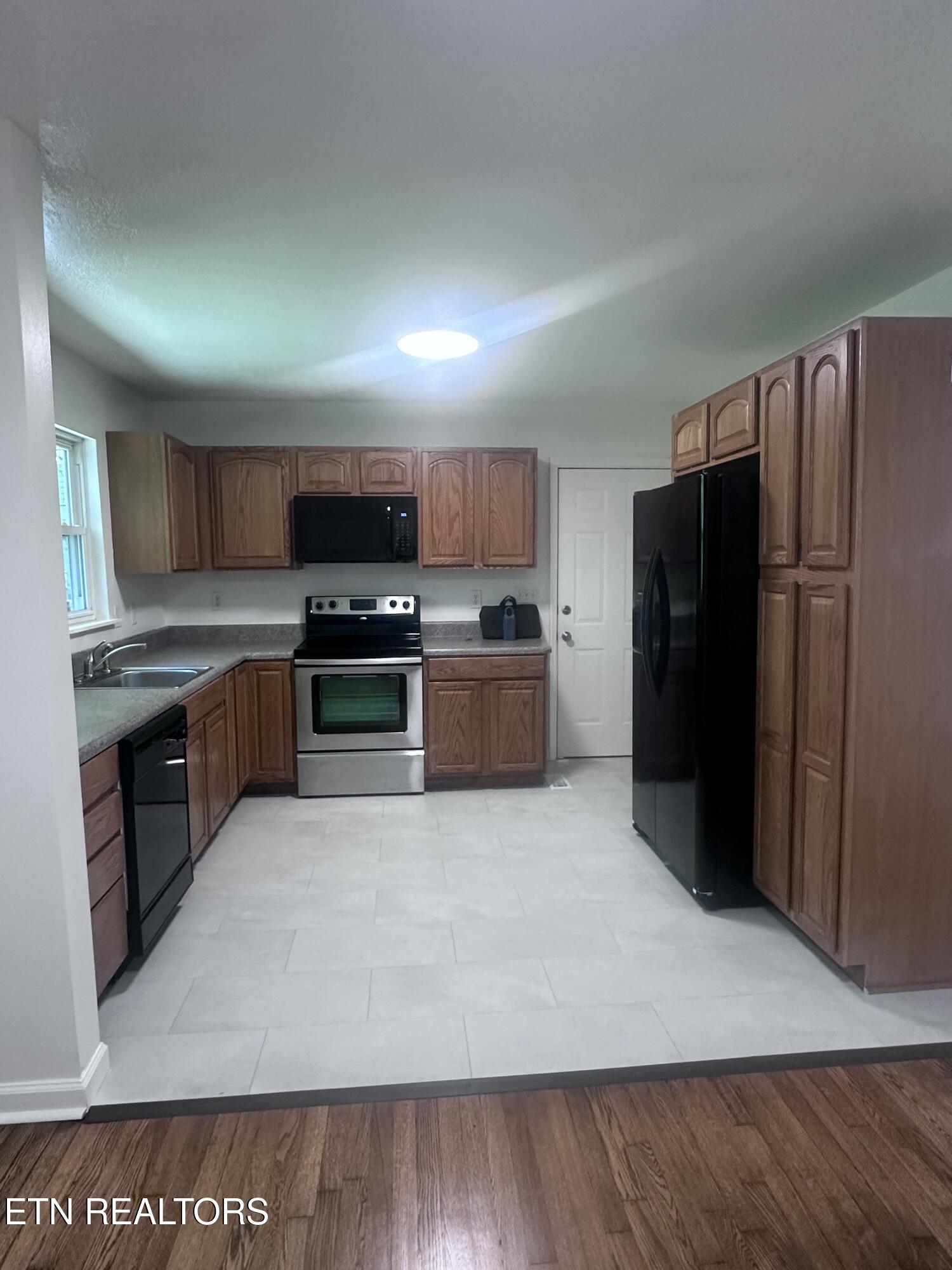 2516 Wayland Avenue Knoxville TN 37914