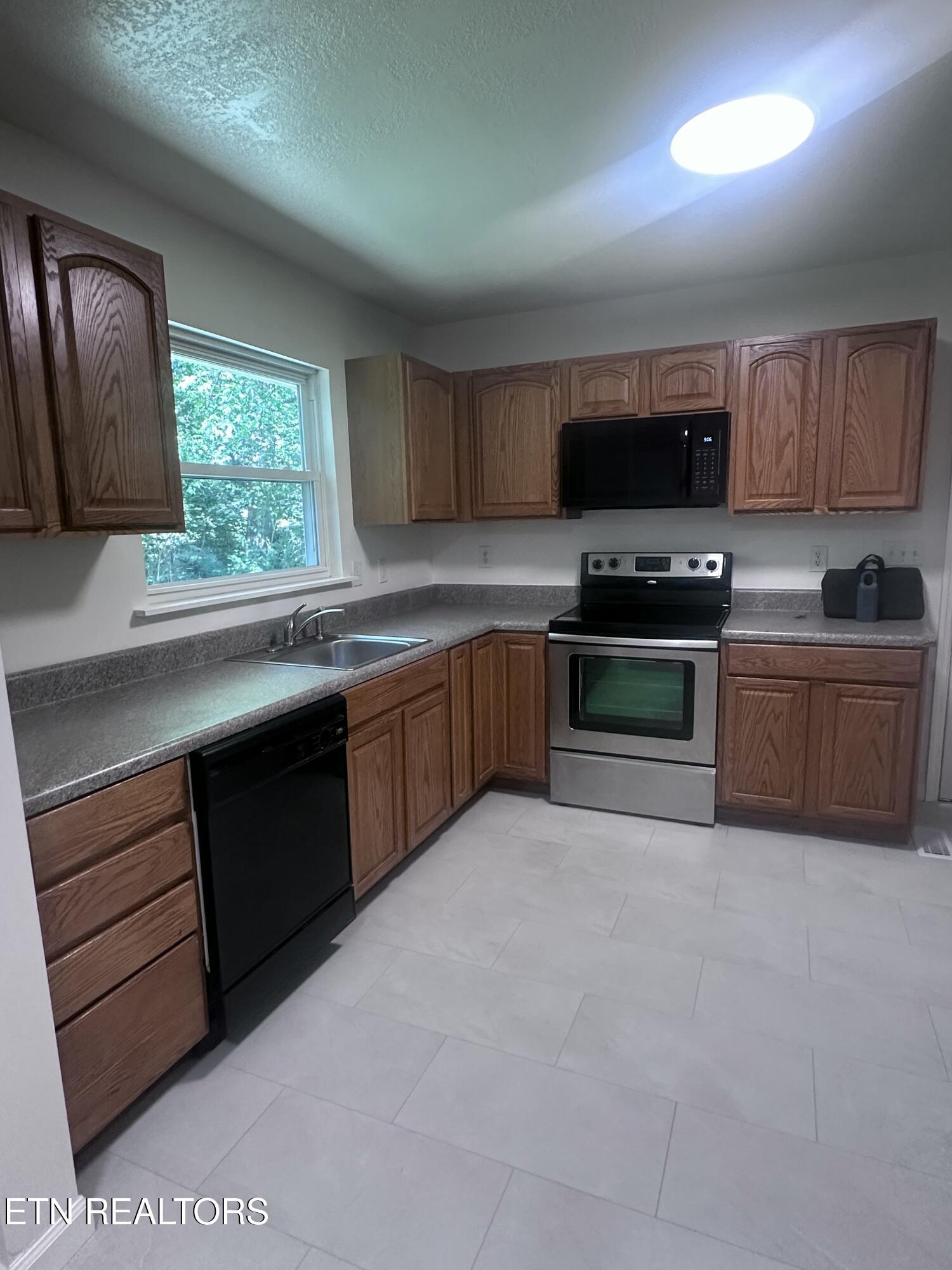 2516 Wayland Avenue Knoxville TN 37914