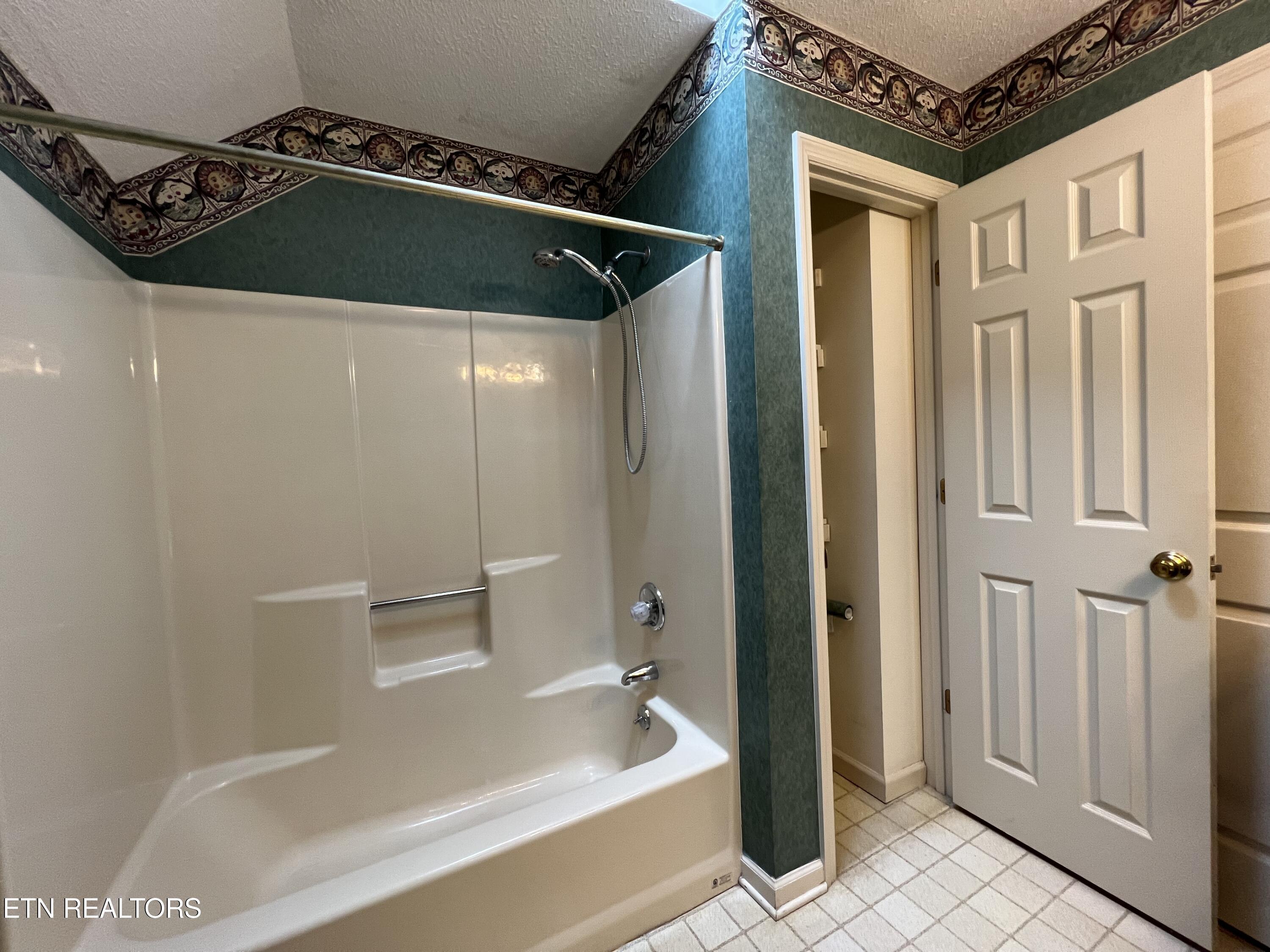 720 Landing Lane Knoxville TN 37934