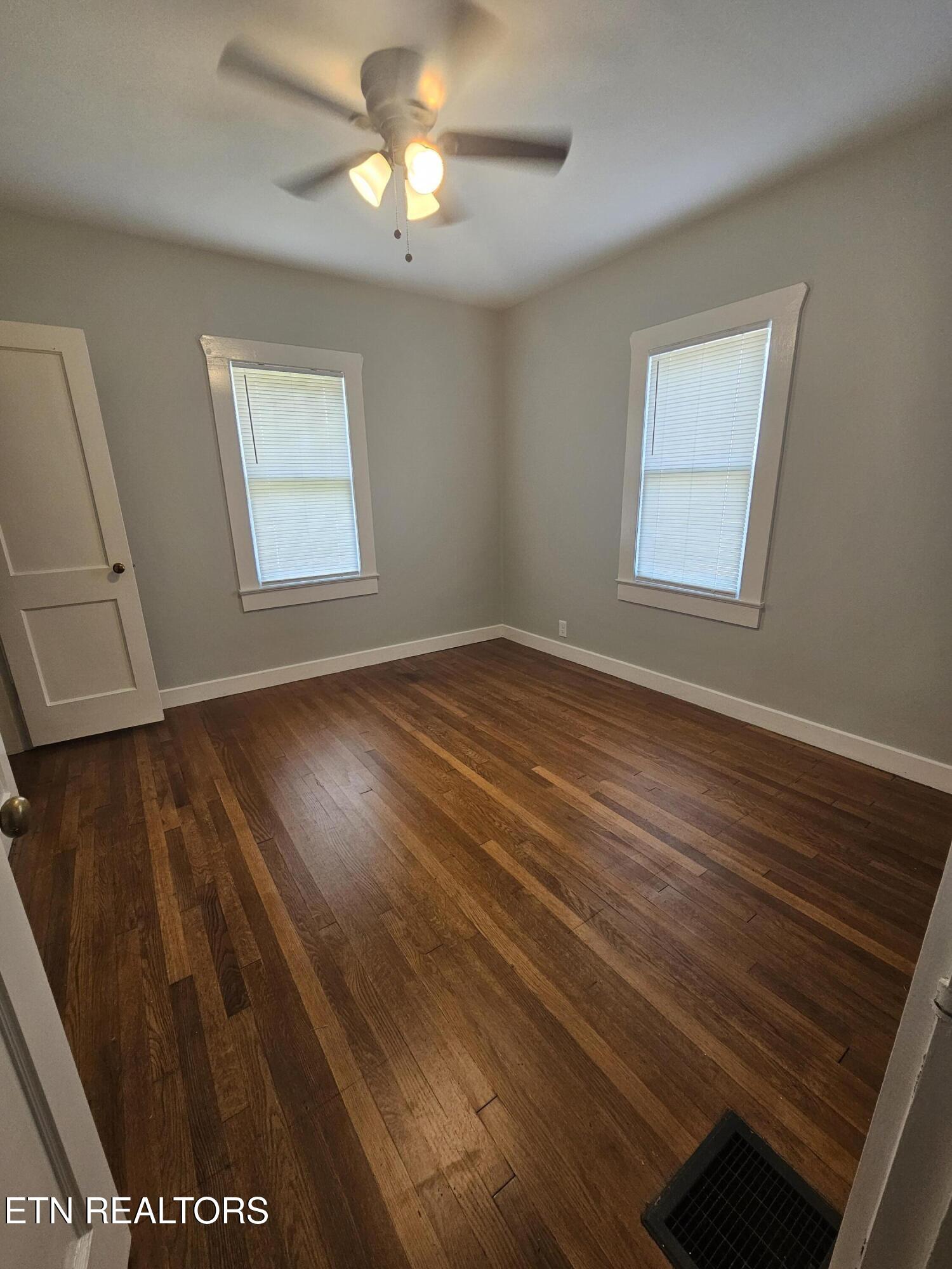 1060 Mulberry Street Loudon TN 37774