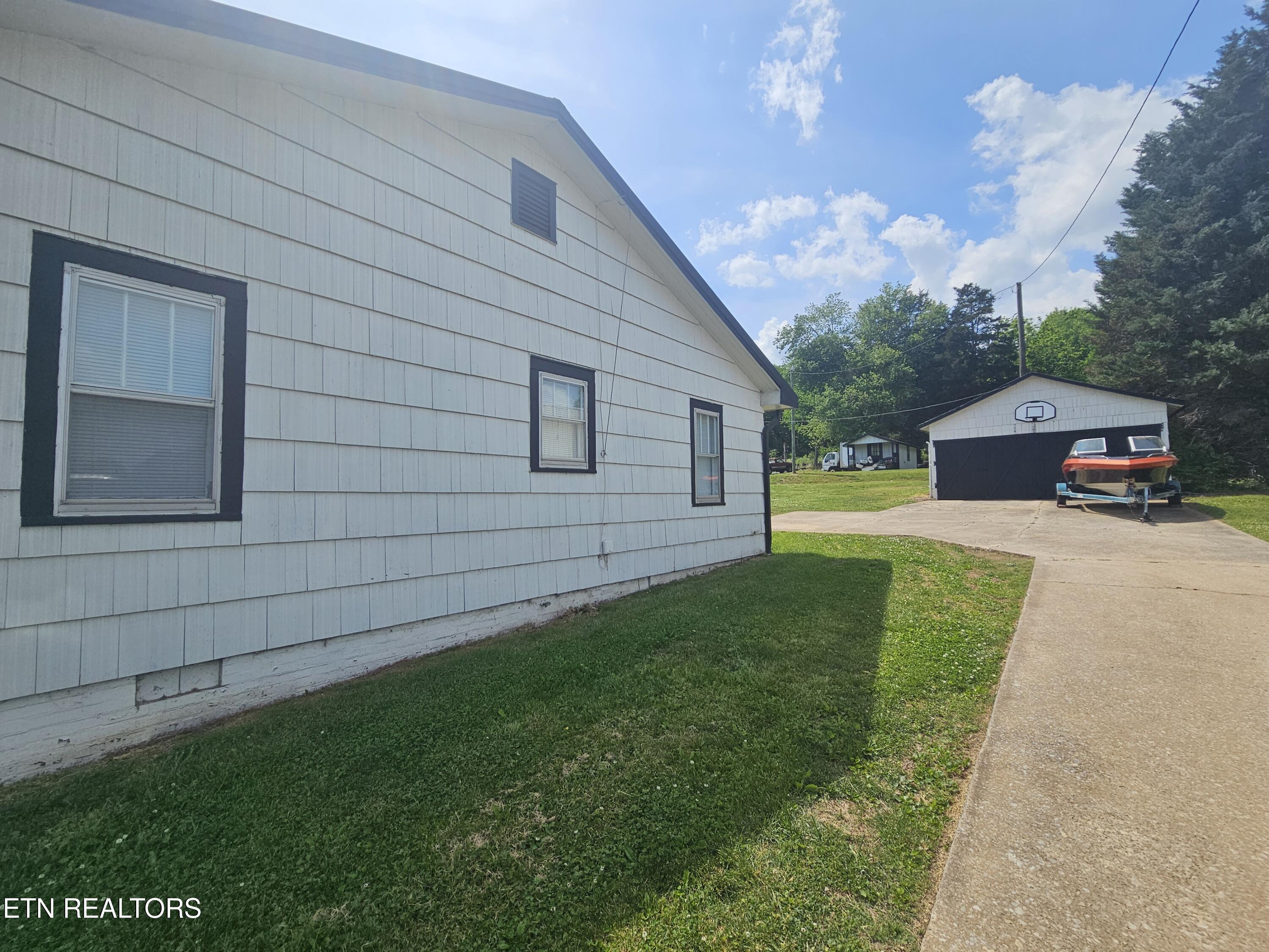 1060 Mulberry Street Loudon TN 37774