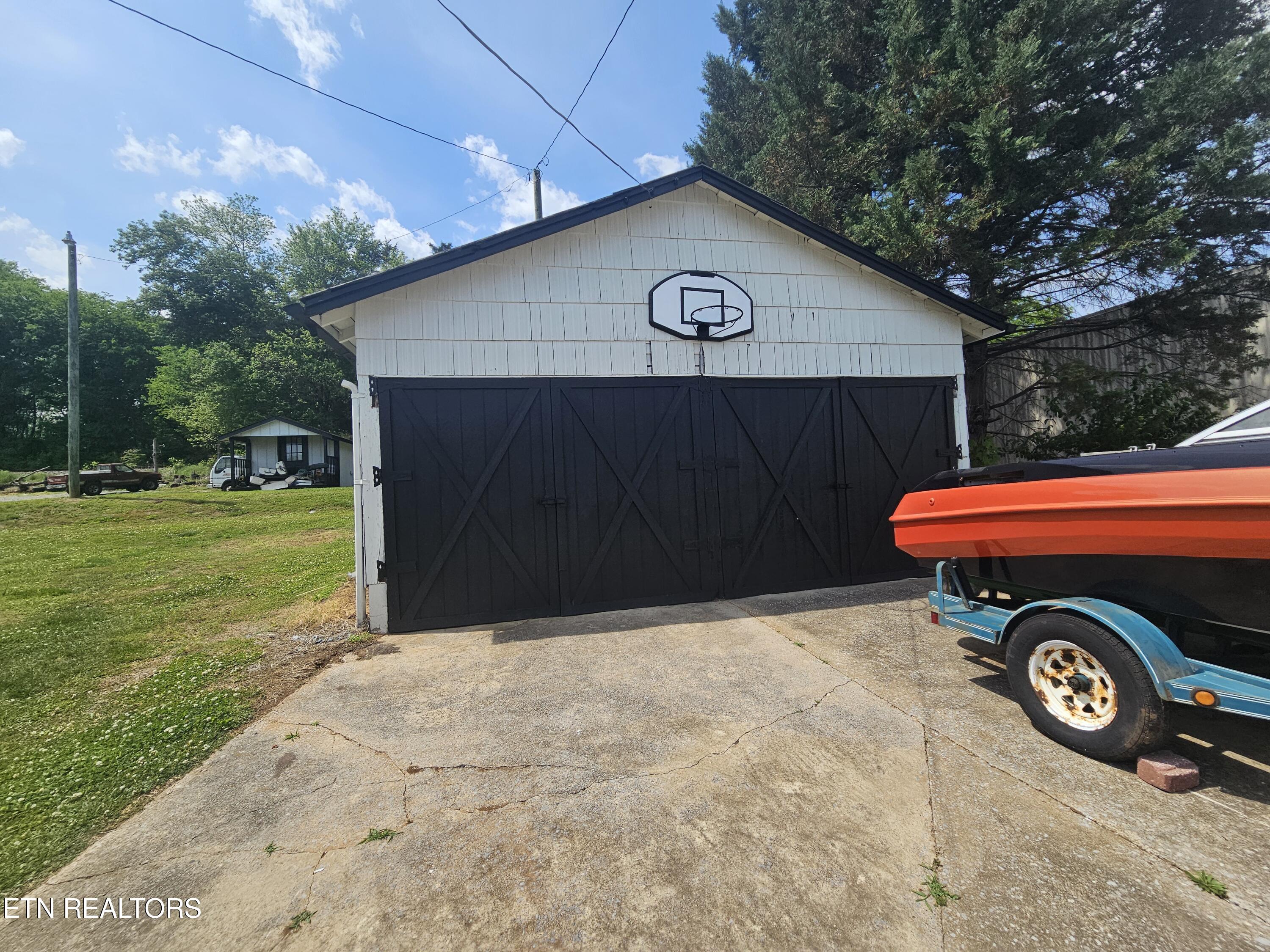 1060 Mulberry Street Loudon TN 37774