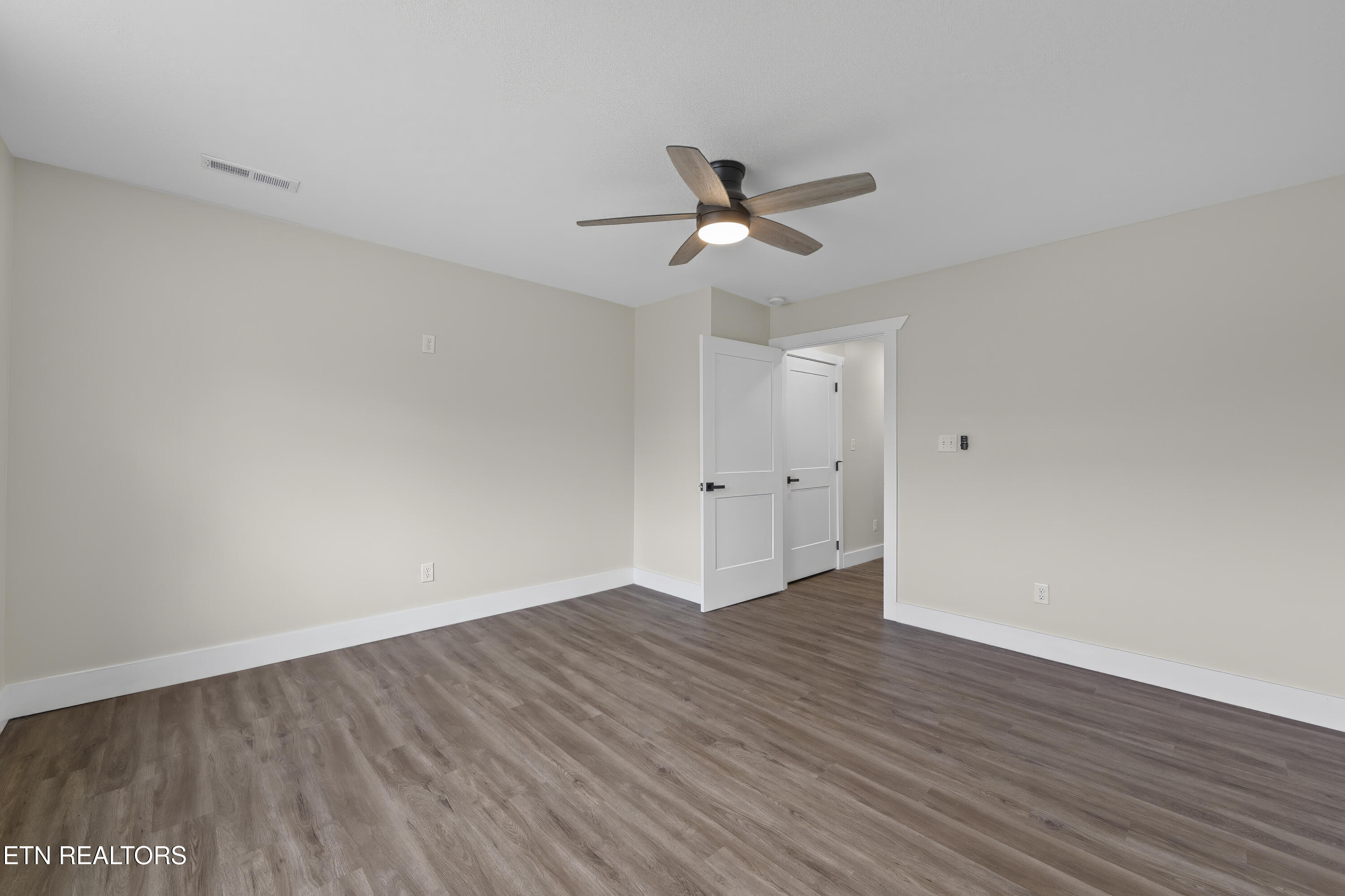 1514 Broad River Lane Sevierville TN 37876