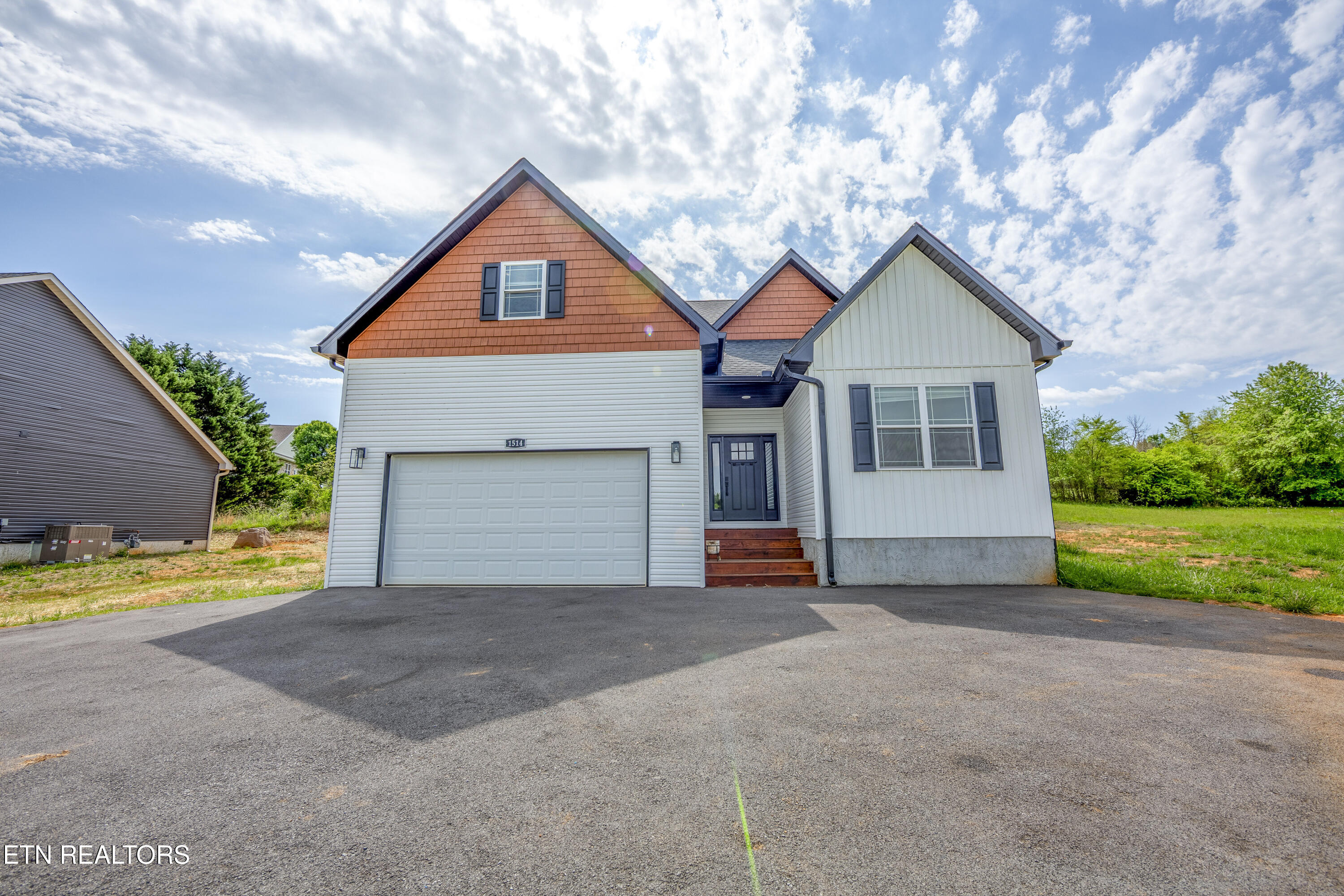 1514 Broad River Lane Sevierville TN 37876