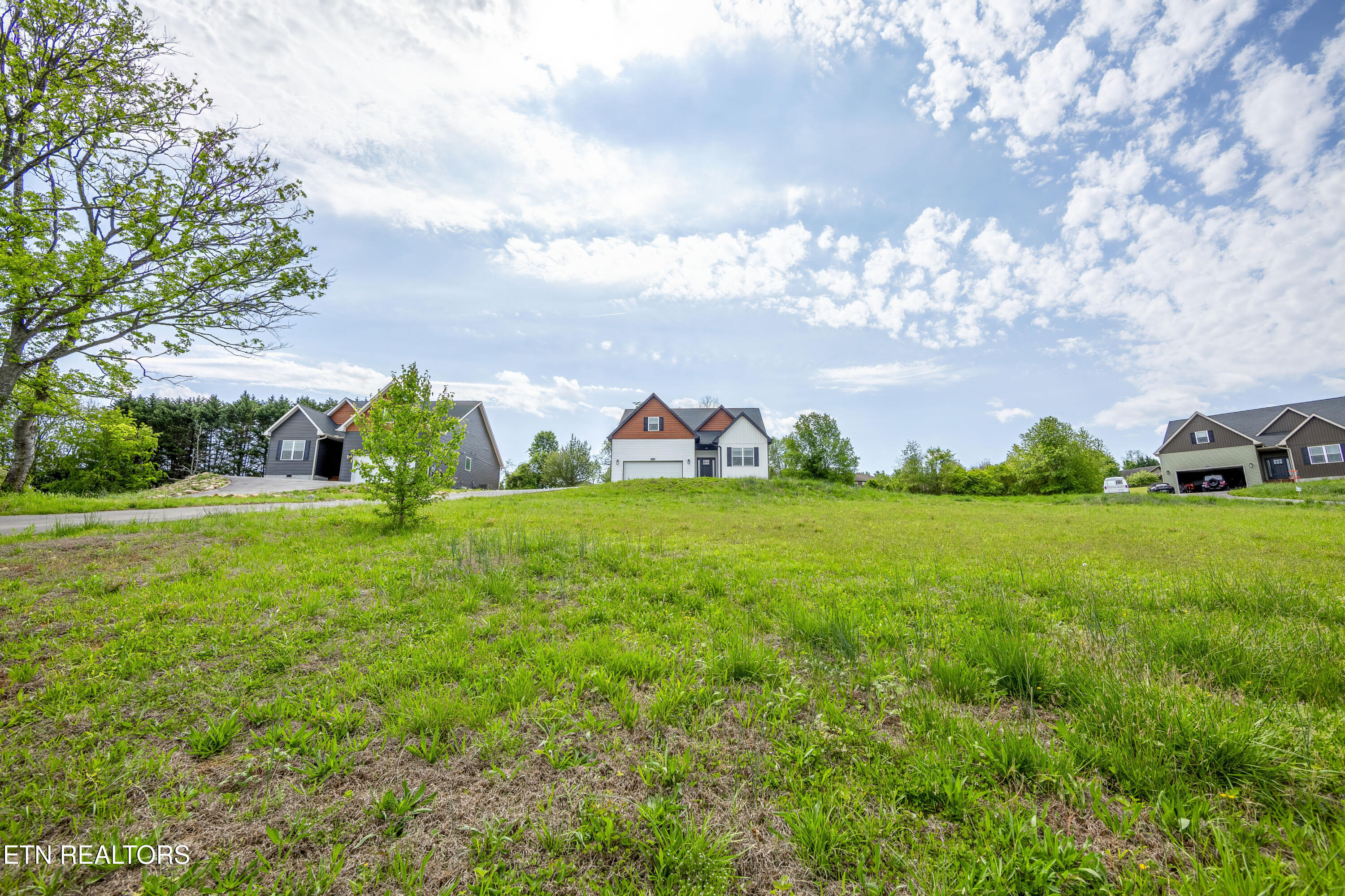 1514 Broad River Lane Sevierville TN 37876
