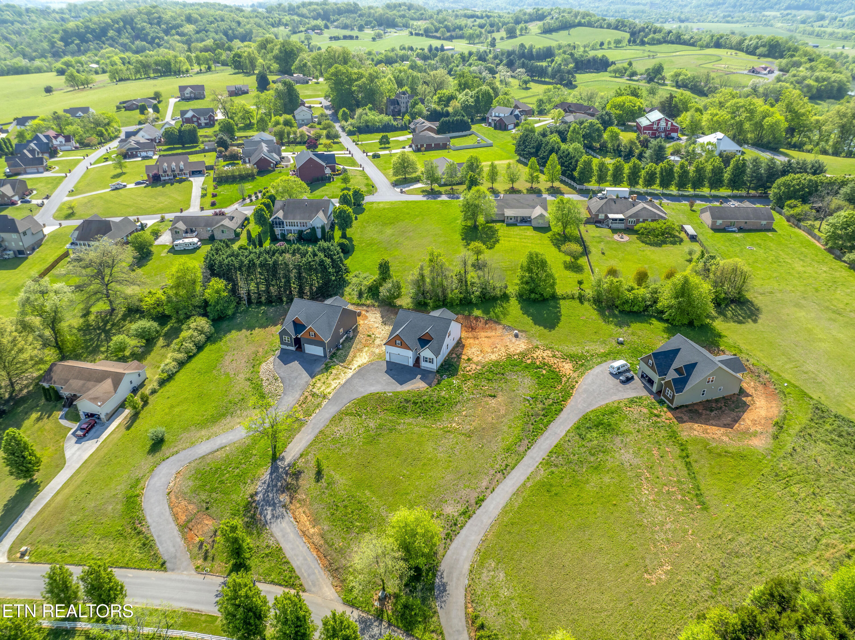 1514 Broad River Lane Sevierville TN 37876