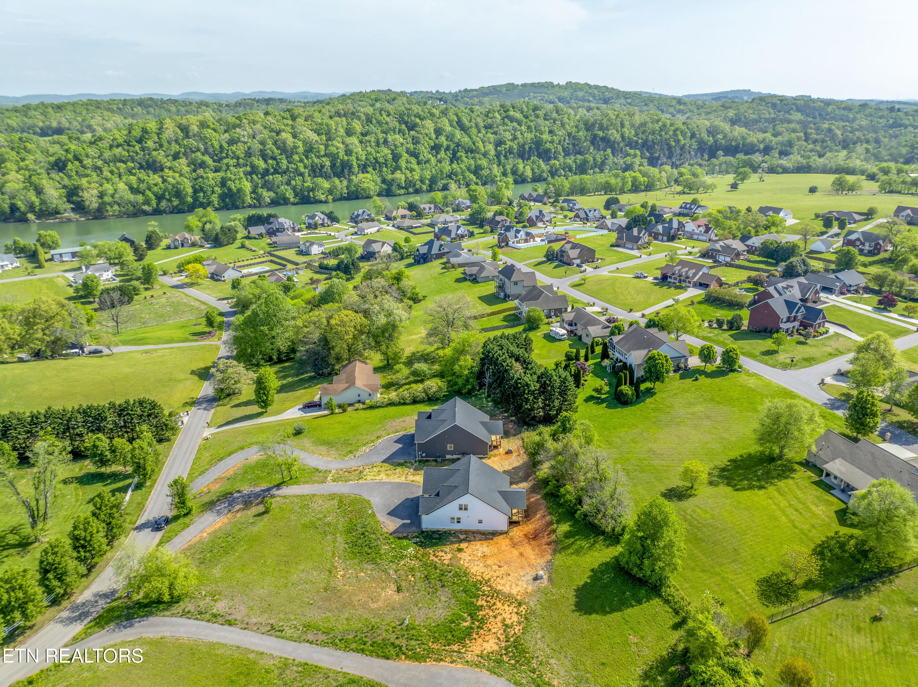1514 Broad River Lane Sevierville TN 37876