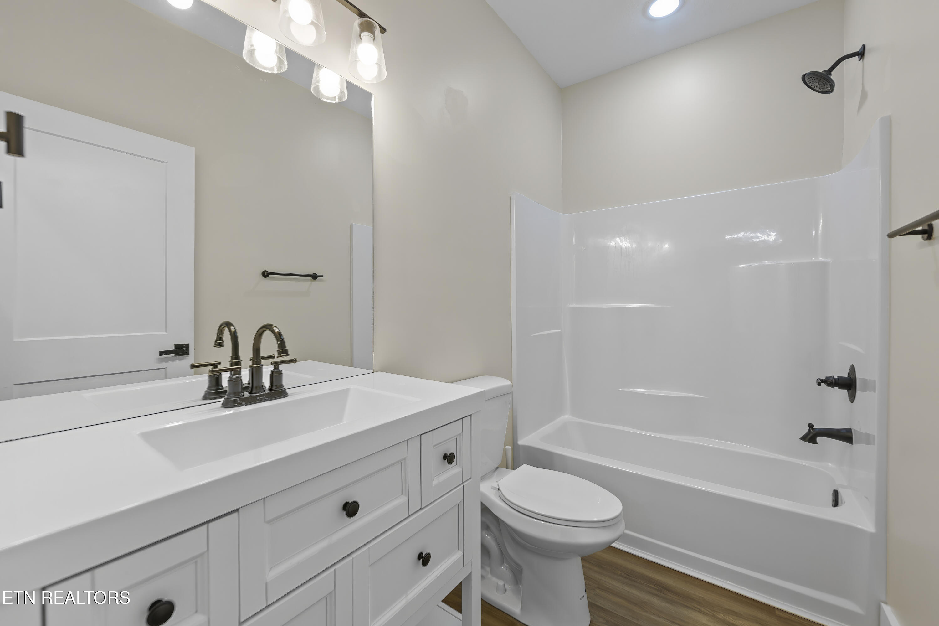 1514 Broad River Lane Sevierville TN 37876
