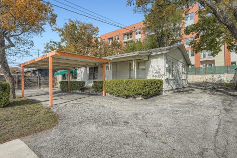 702 W St John's Avenue Austin TX 78752