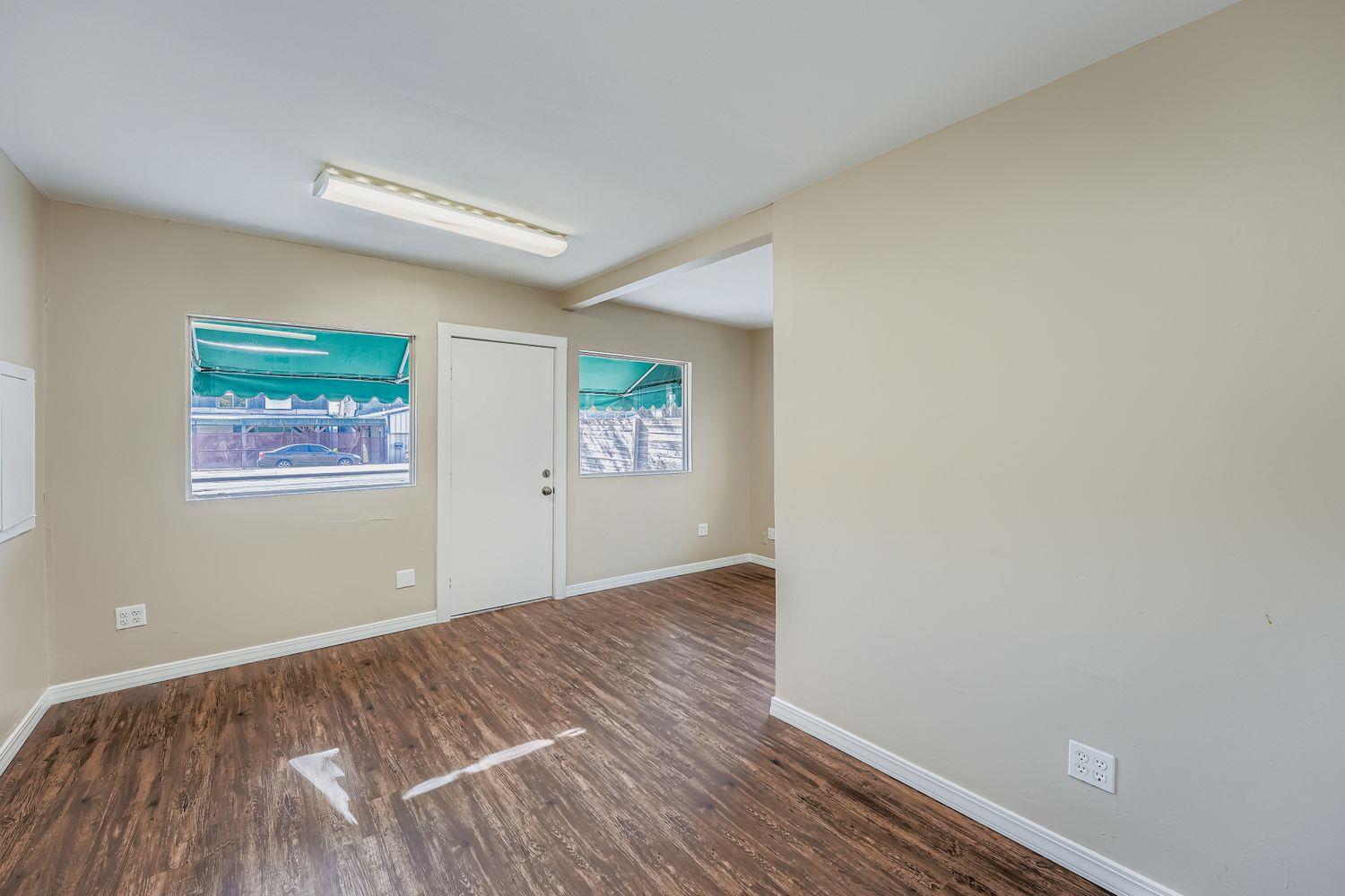 702 W Street John's Avenue Austin TX 78752