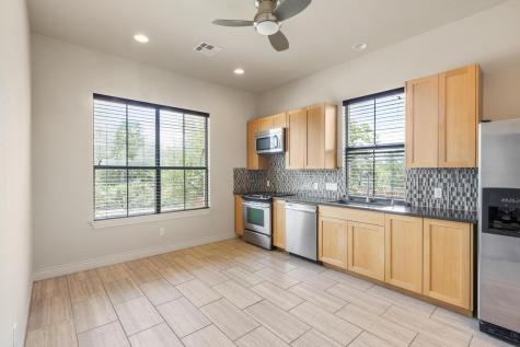 105 Applewood Drive Cedar Creek TX 78612