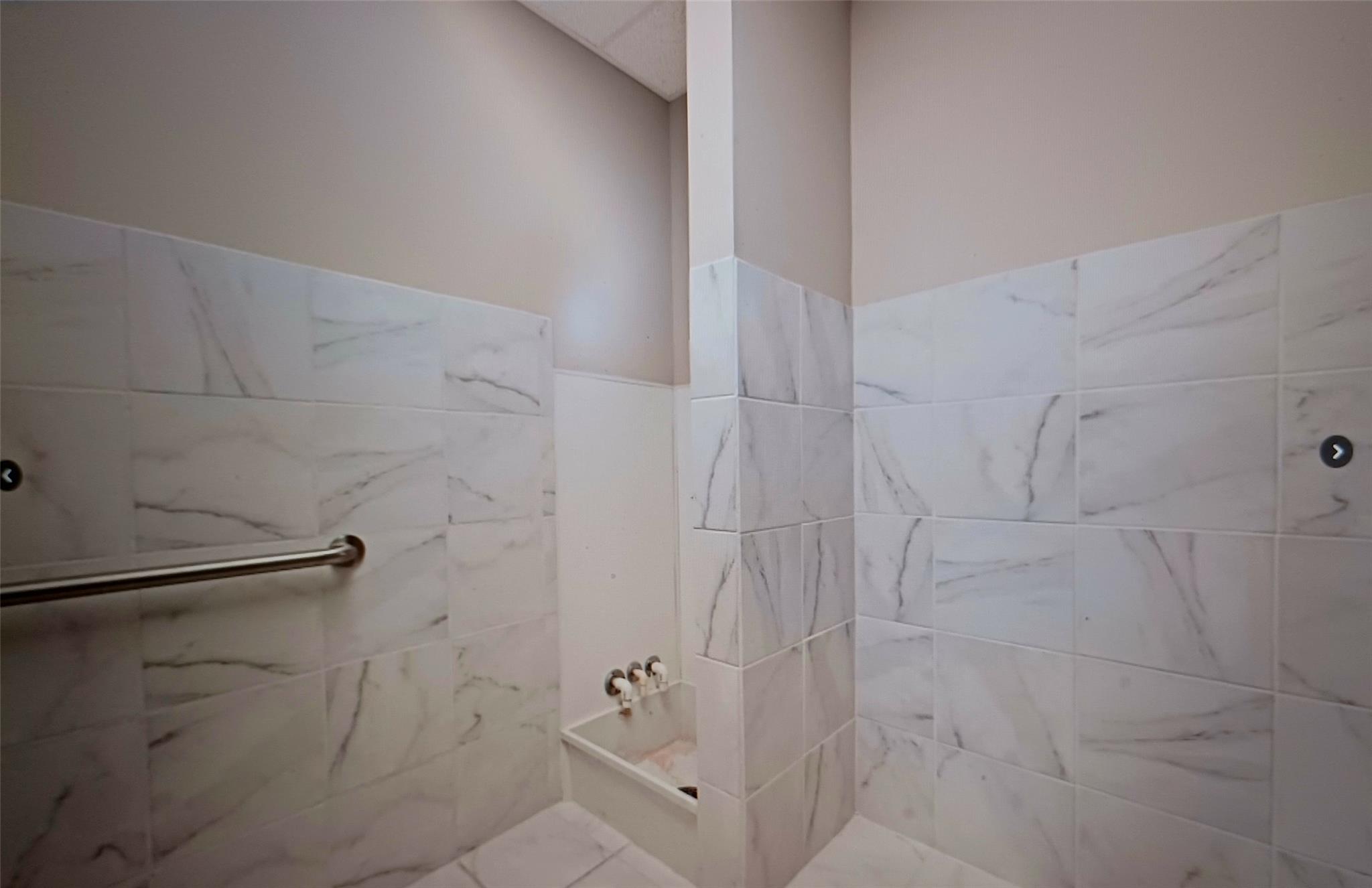 2050 Double Creek Drive Round Rock TX 78664