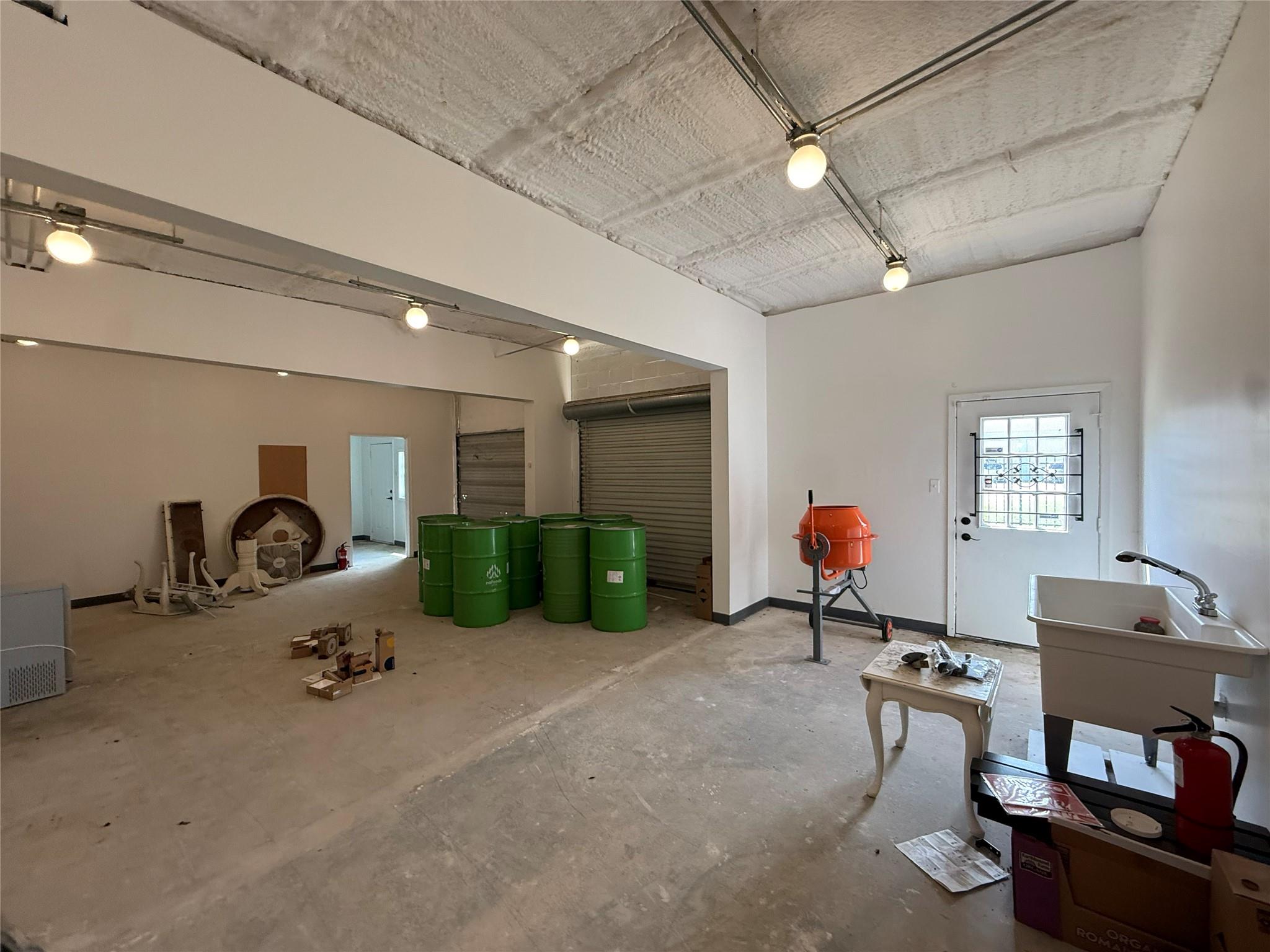 117 S Main Street Elgin TX 78621
