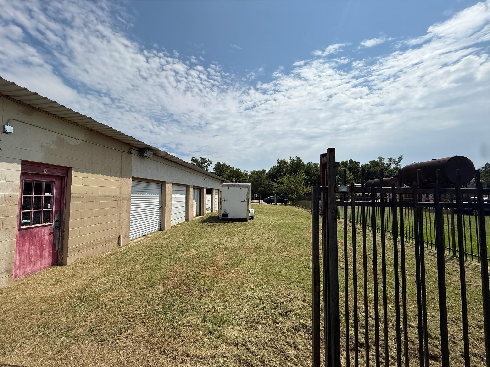 117 S Main Street Elgin TX 78621