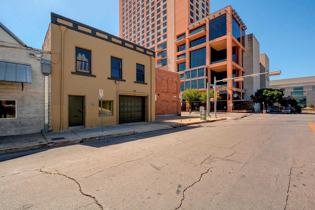 503 Neches Street Austin TX 78701