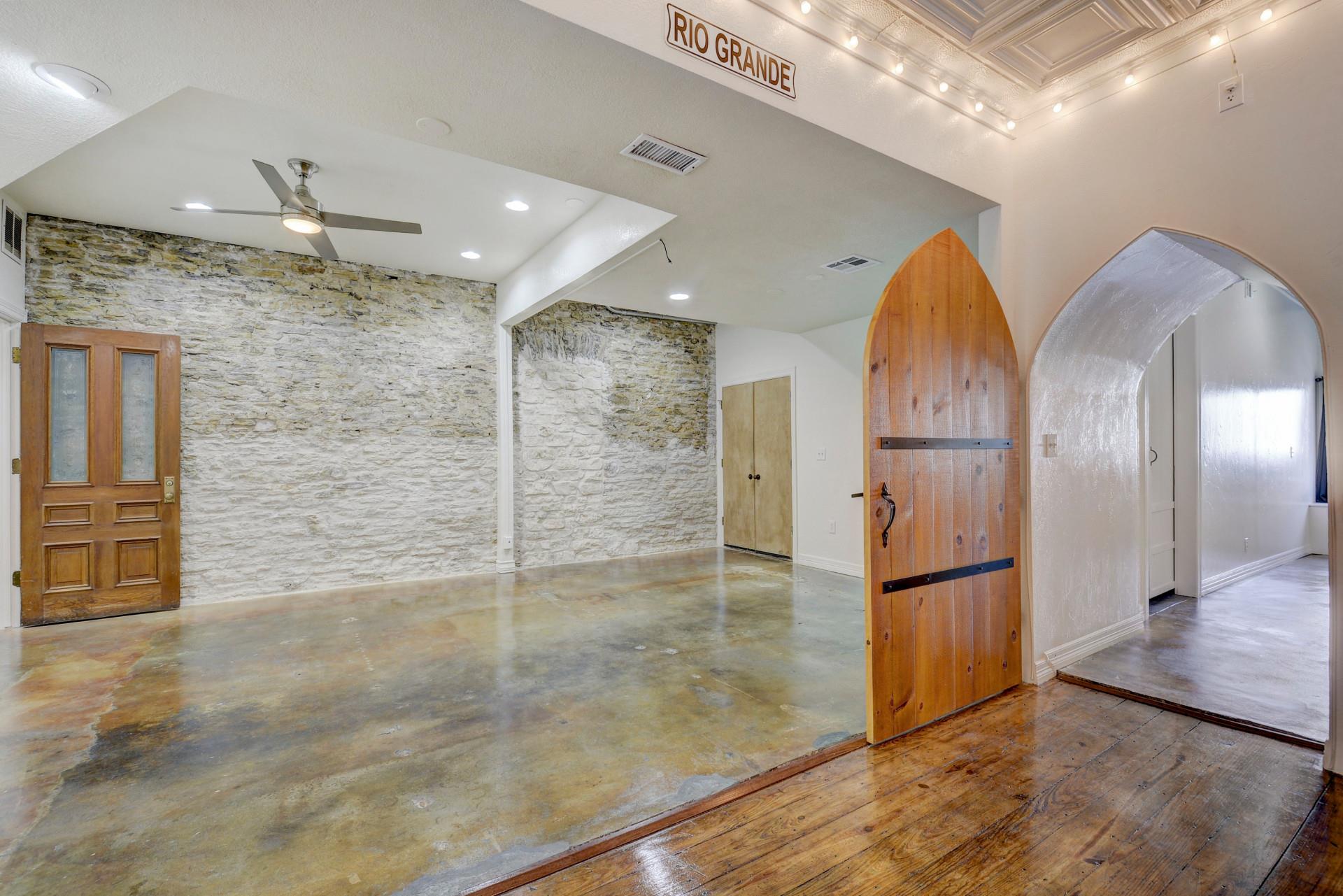 503 Neches Street Austin TX 78701