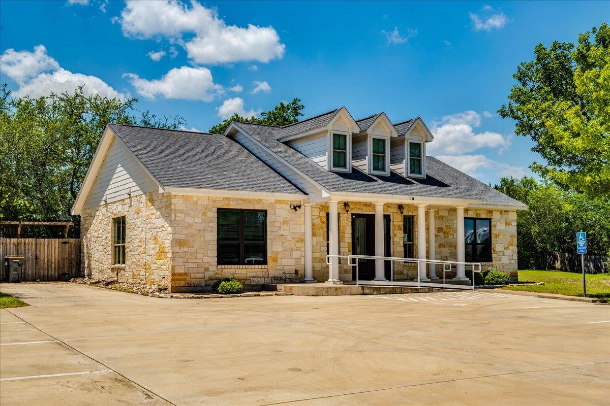 130 Hall Professional Center Kyle TX 78640