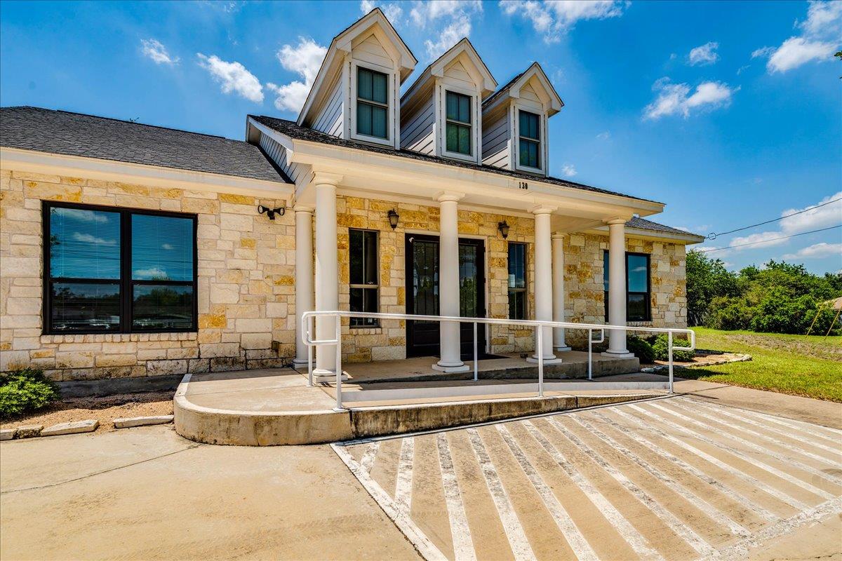 130 Hall Professional Center Kyle TX 78640