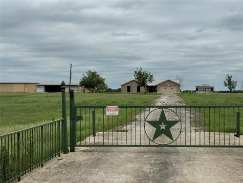 21000 Cameron Road Coupland TX 78615