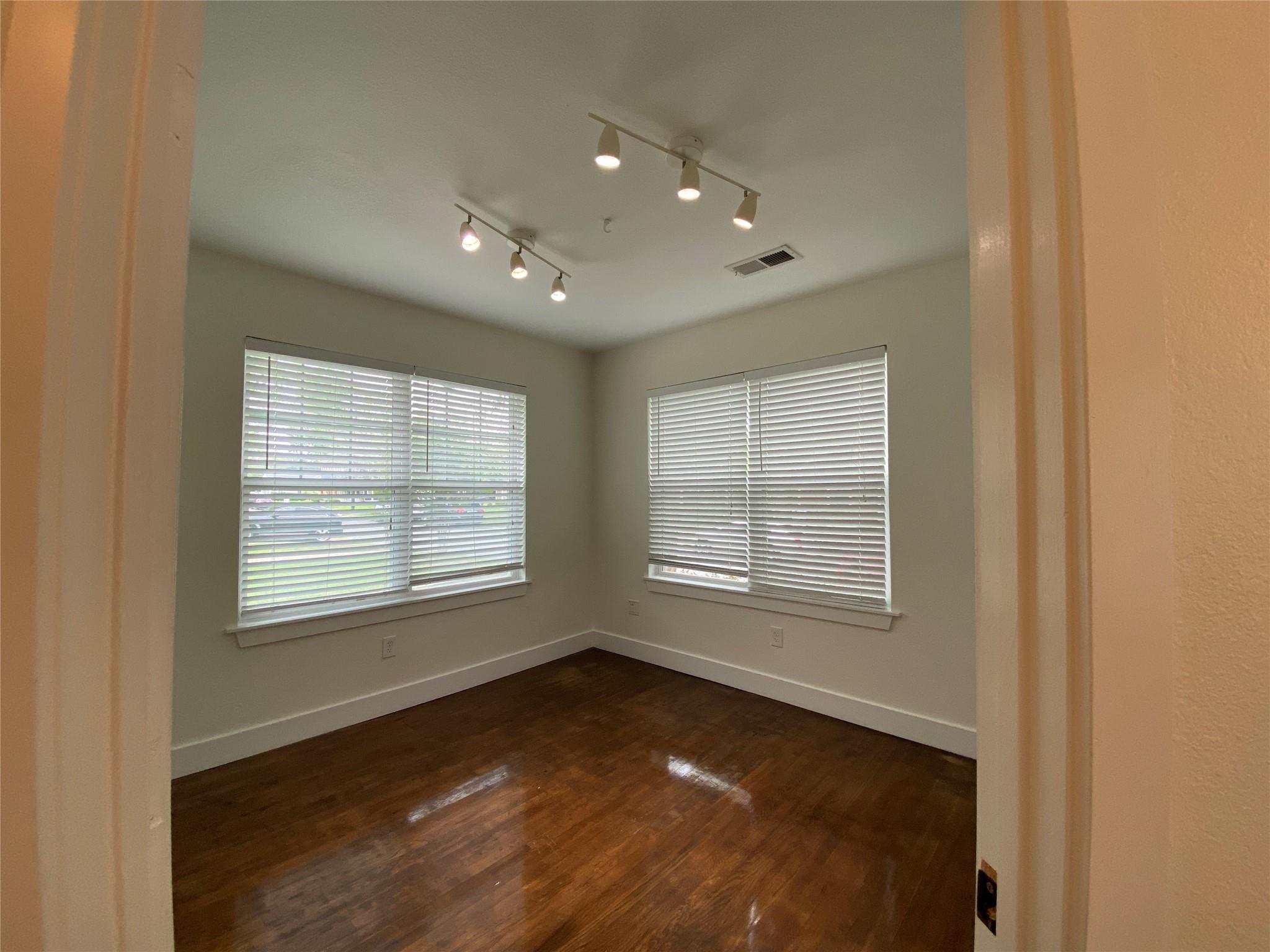 1005 S Rock Street Georgetown TX 78626