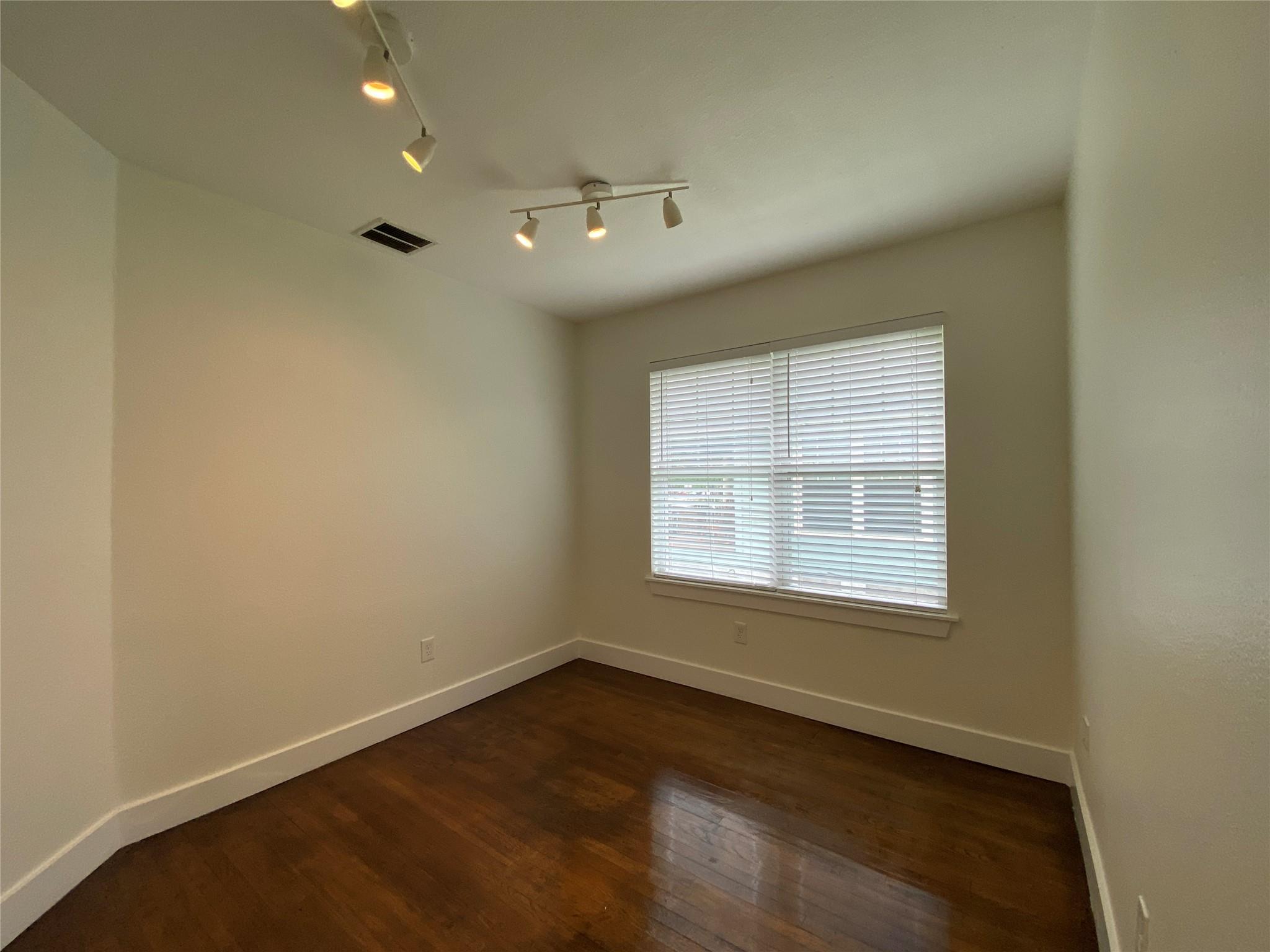 1005 S Rock Street Georgetown TX 78626