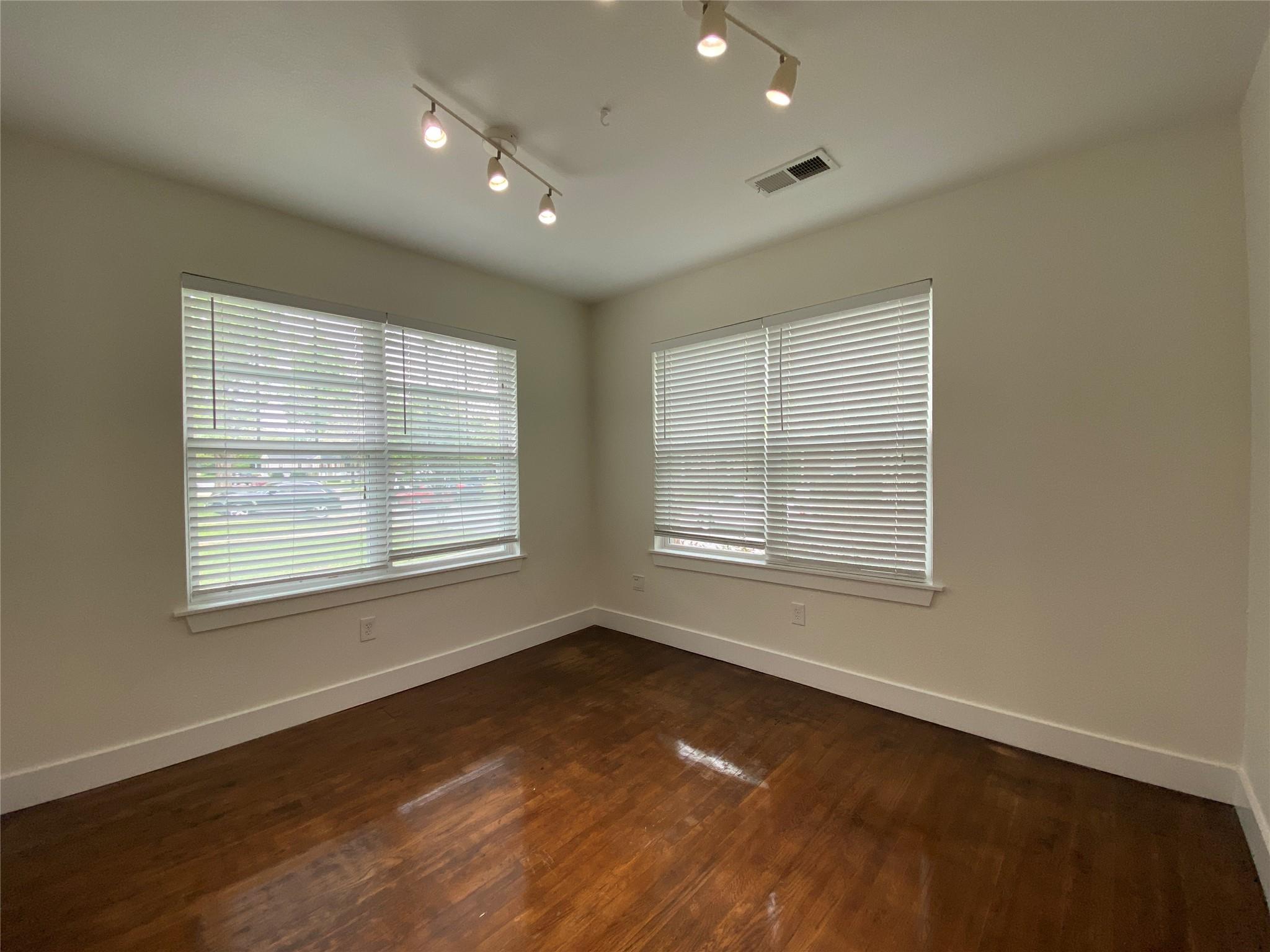 1005 S Rock Street Georgetown TX 78626